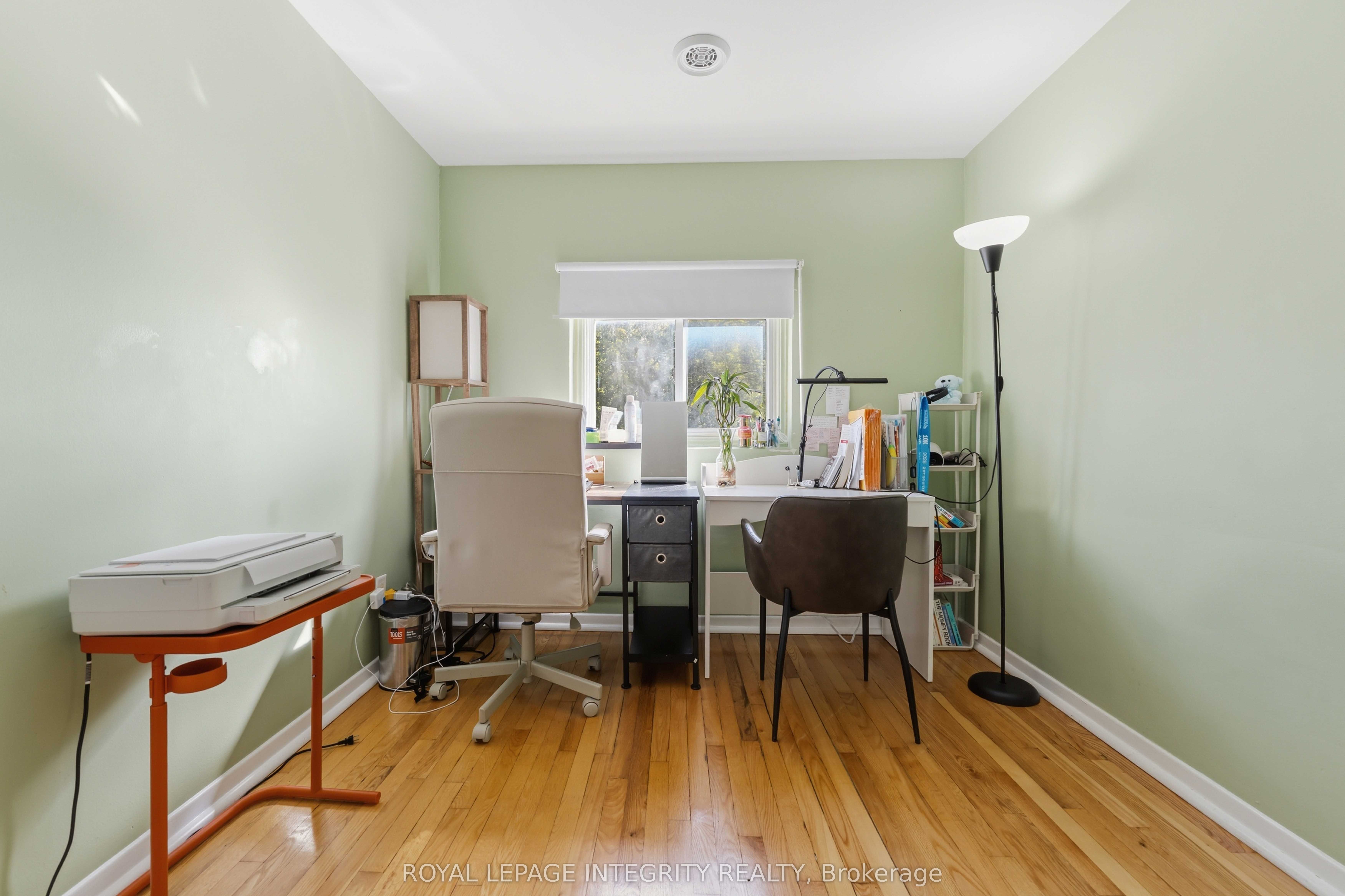 266 Preston Street N Property Photo 22