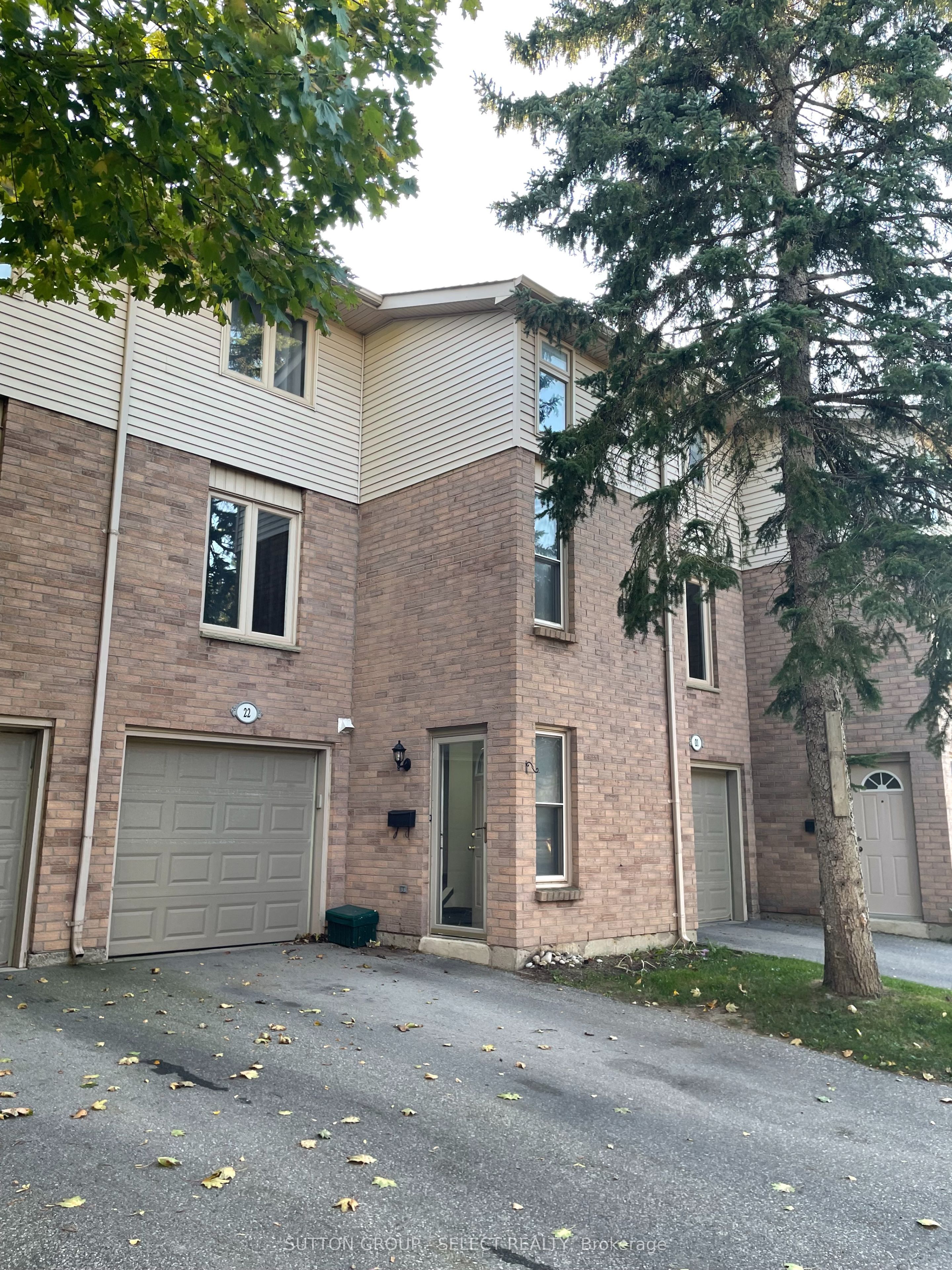 1855 Aldersbrook Road 22 Property Photo 1