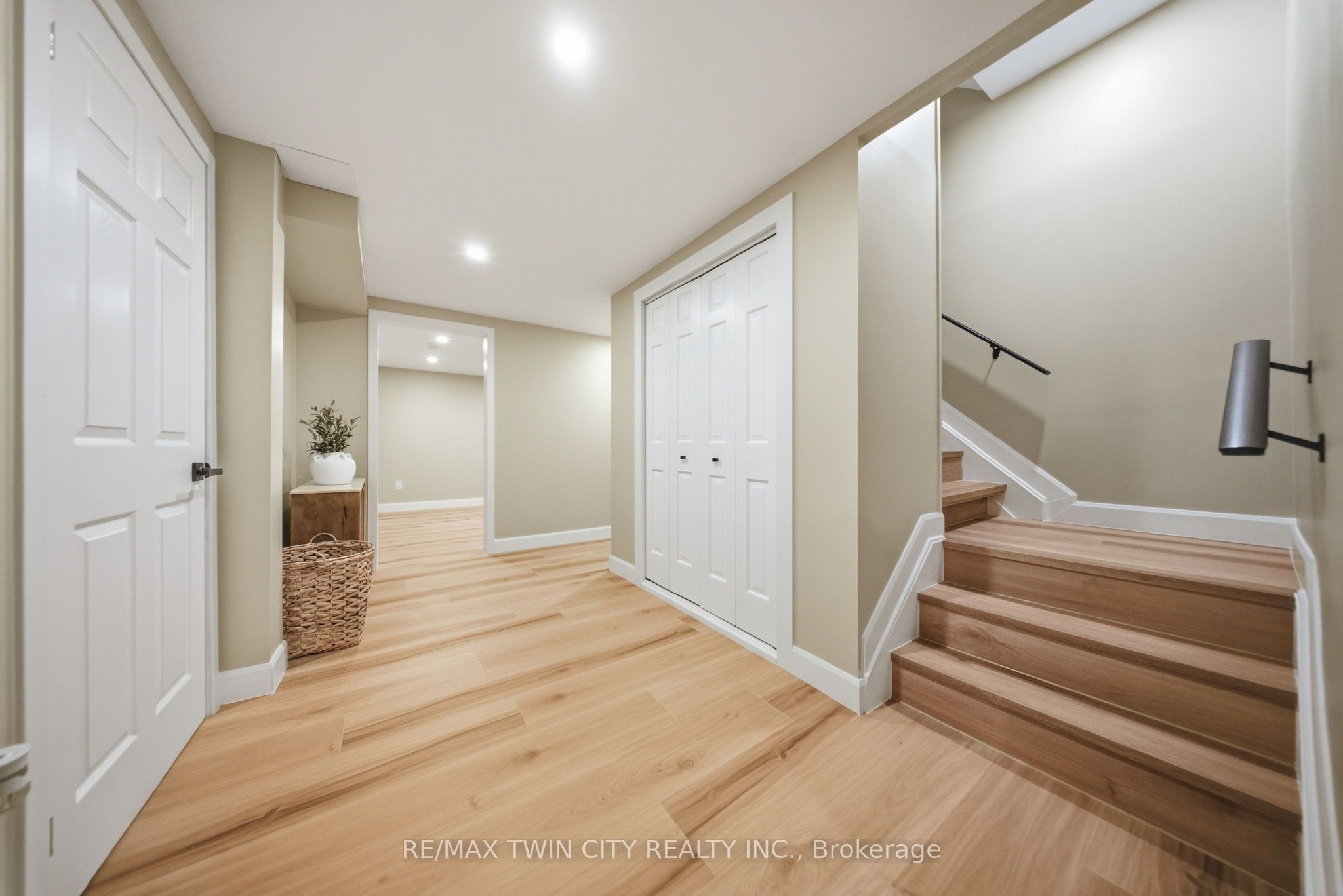 25 Cedarland Drive Property Photo 21