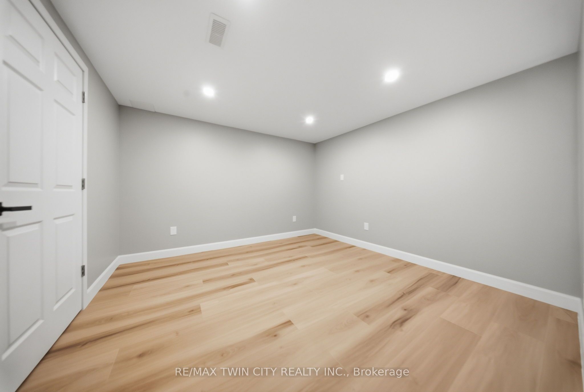 25 Cedarland Drive Property Photo 26