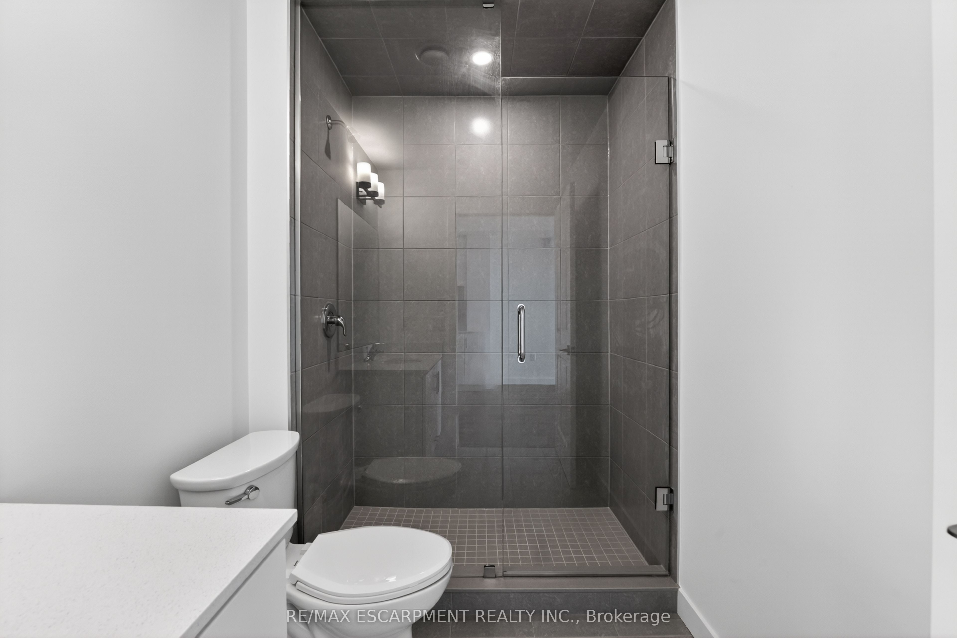 461 Green Road 822 Property Photo 17