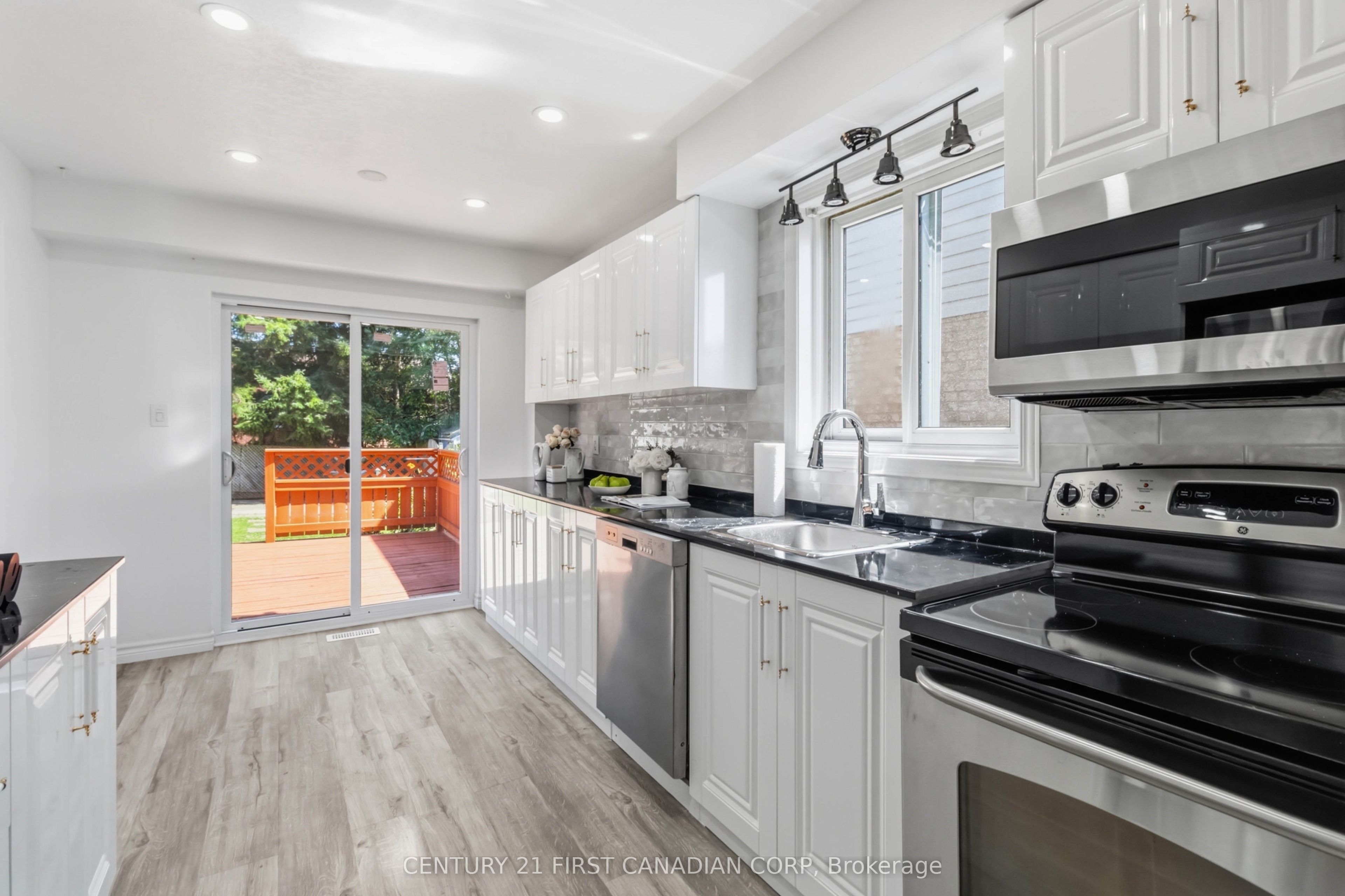 77 Watt Street Property Photo 11