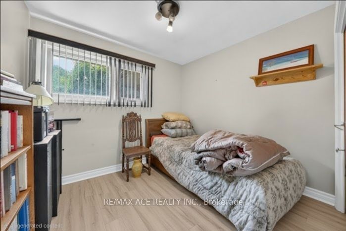 18 Heneage Street Property Photo 21