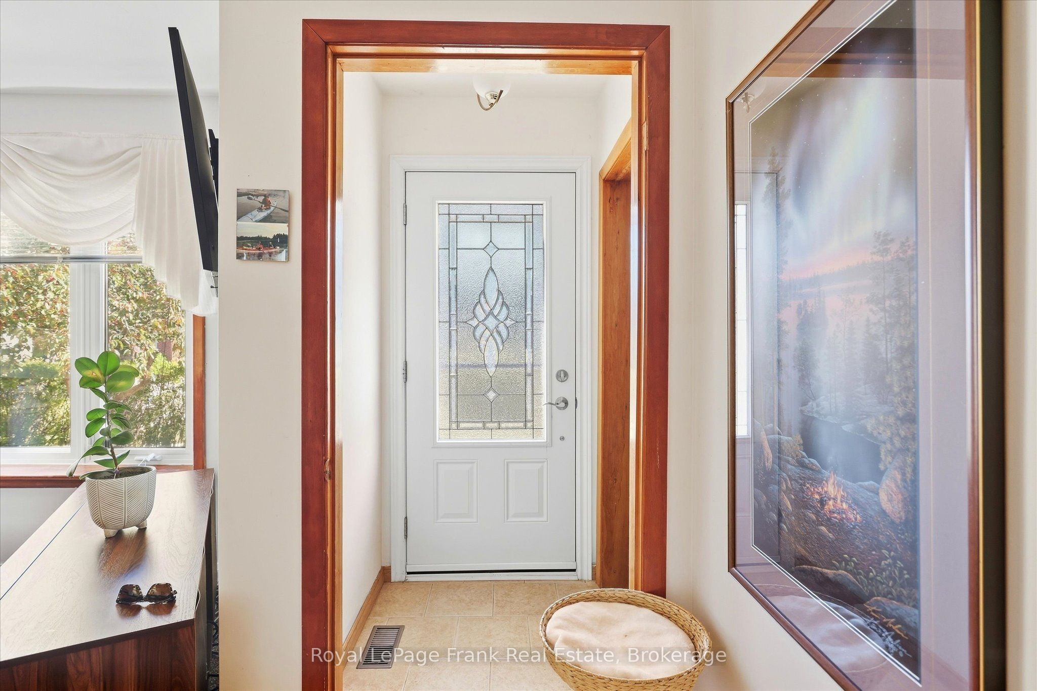 230 Euclid Avenue Property Photo 4