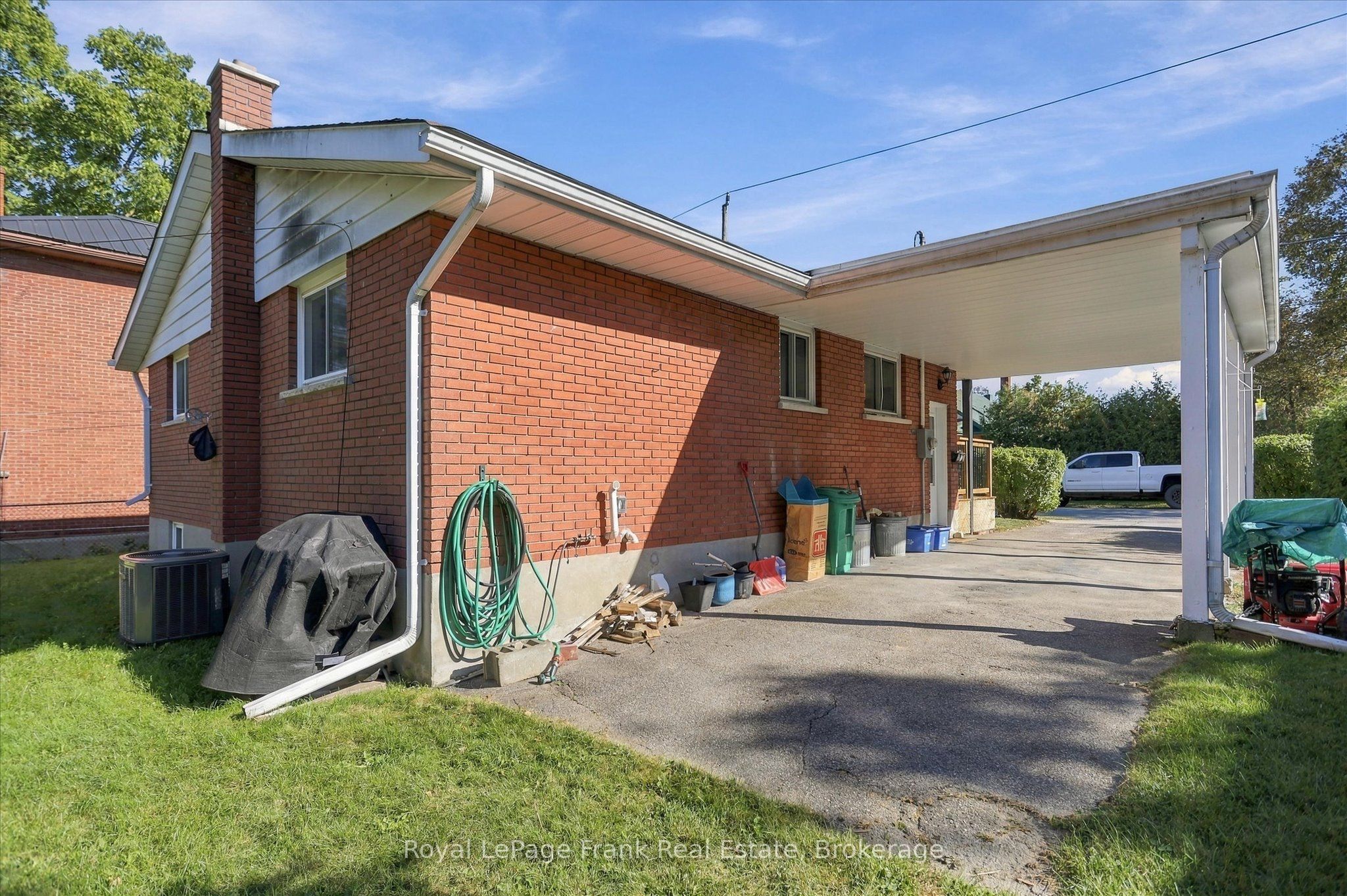 230 Euclid Avenue Property Photo 30