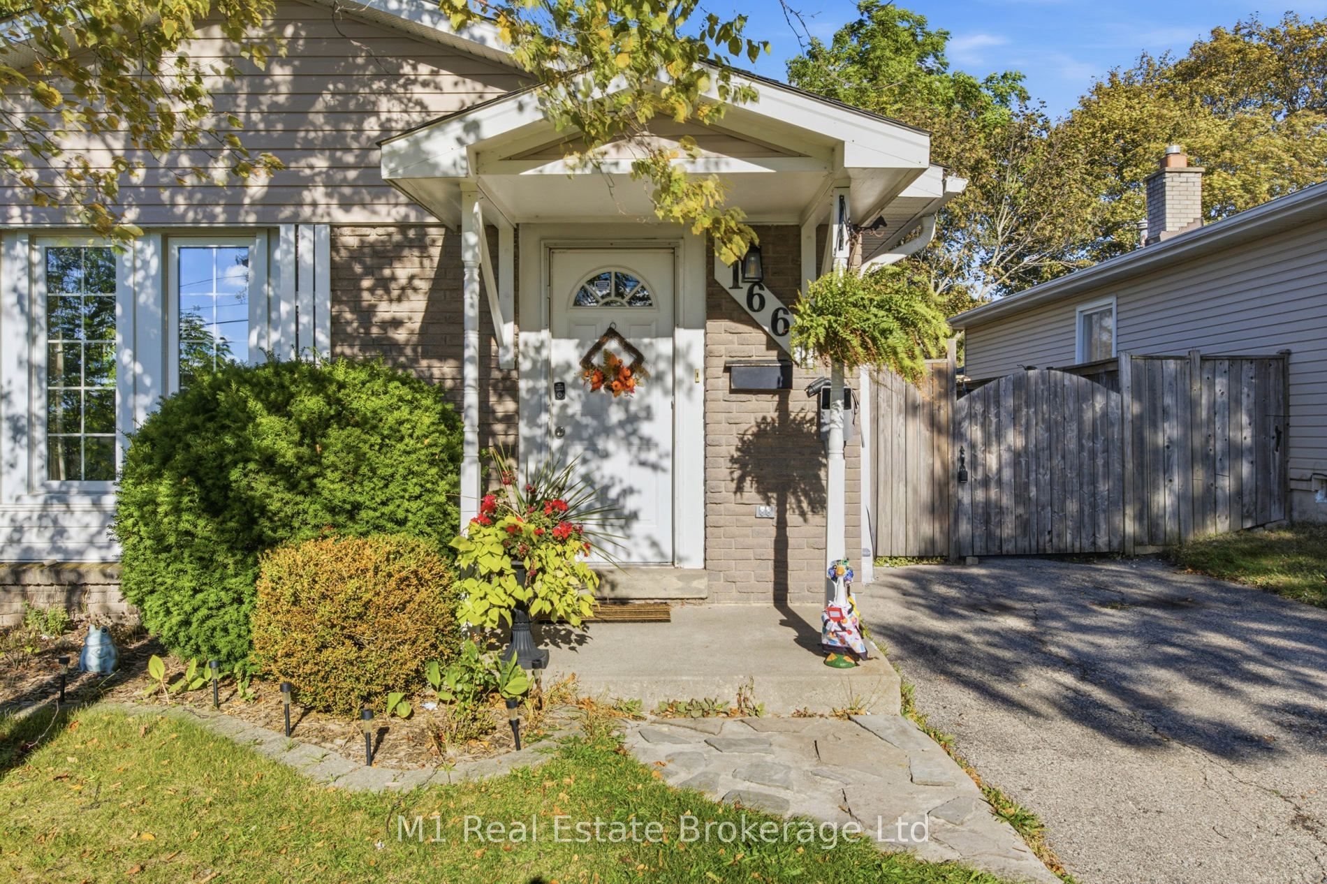 166 Natchez Road Property Photo 4