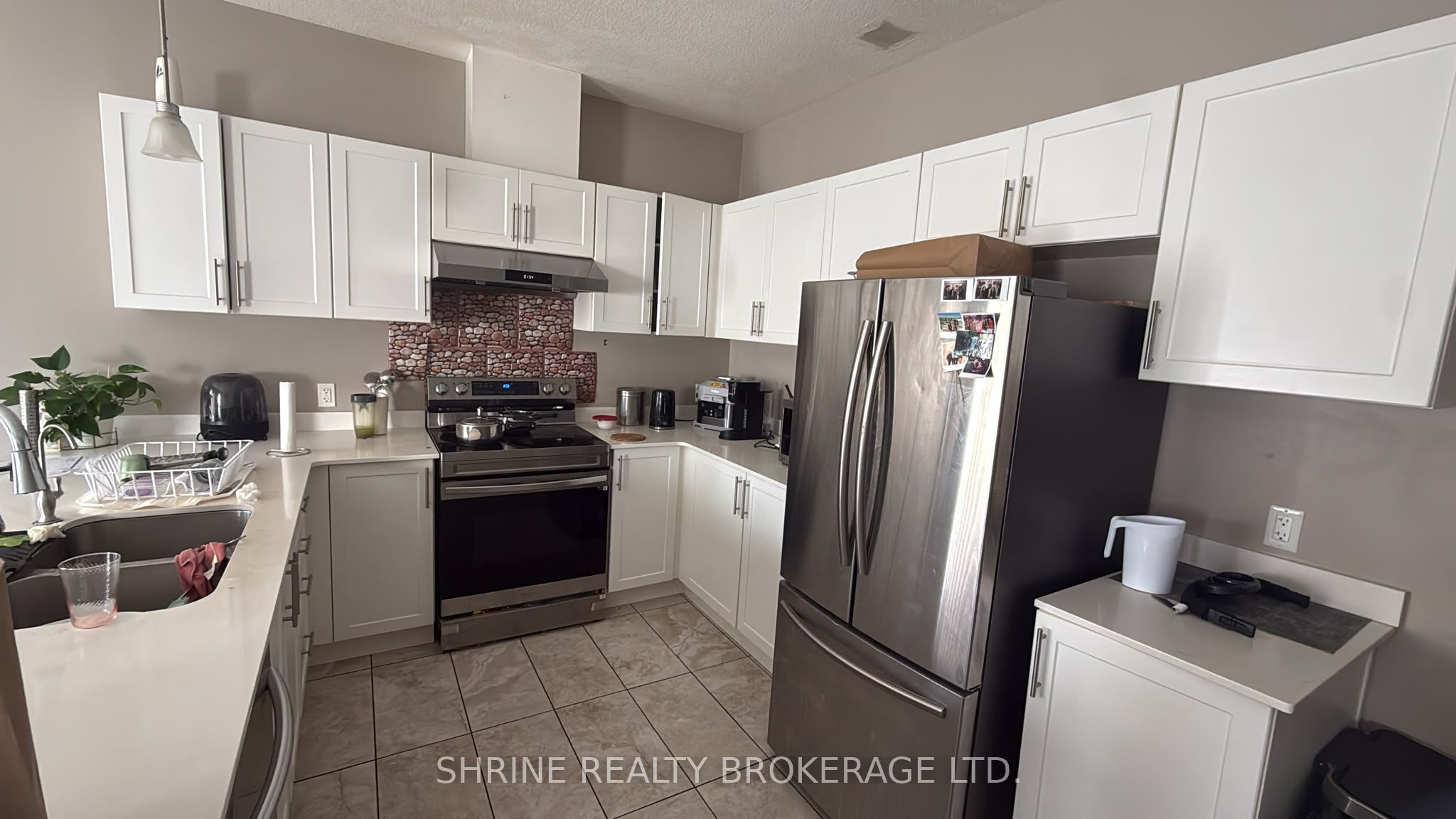 439 Athlone Avenue 6a Property Photo 2