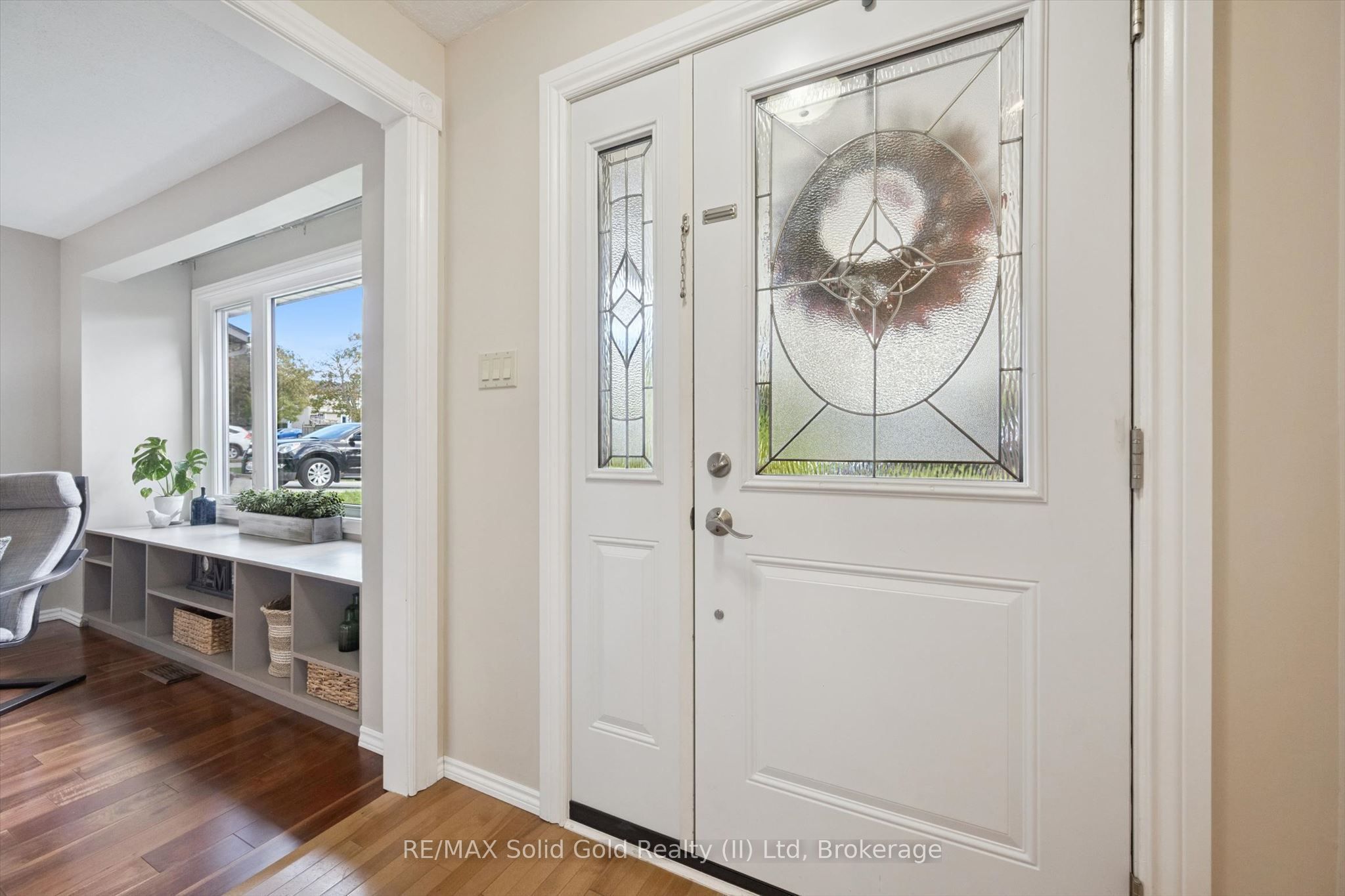 143 Hillbrook Crescent Property Photo 3