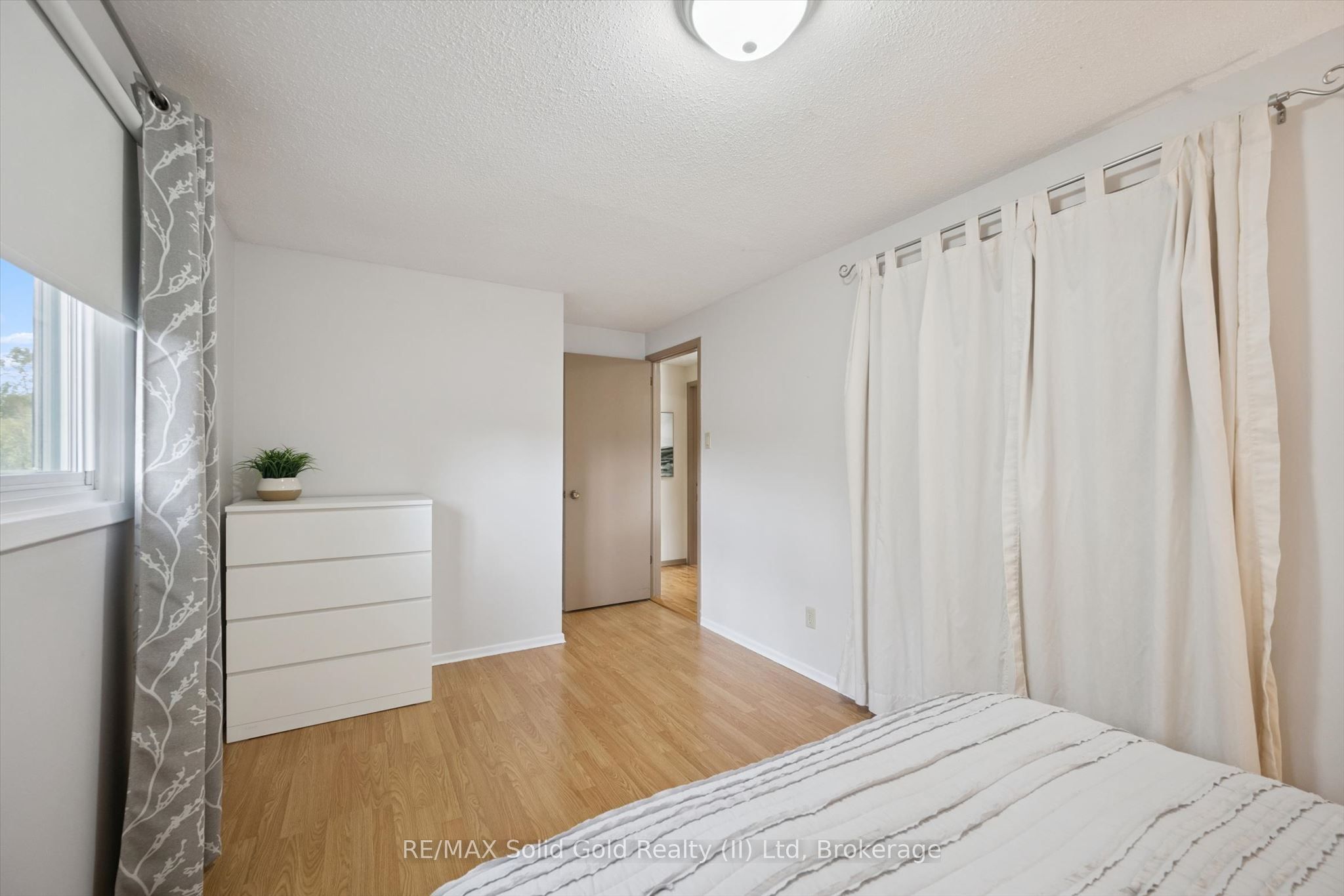 143 Hillbrook Crescent Property Photo 20