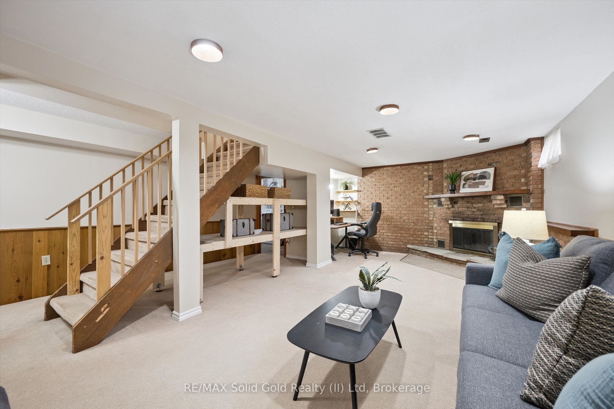 143 Hillbrook Crescent Property Photo 26