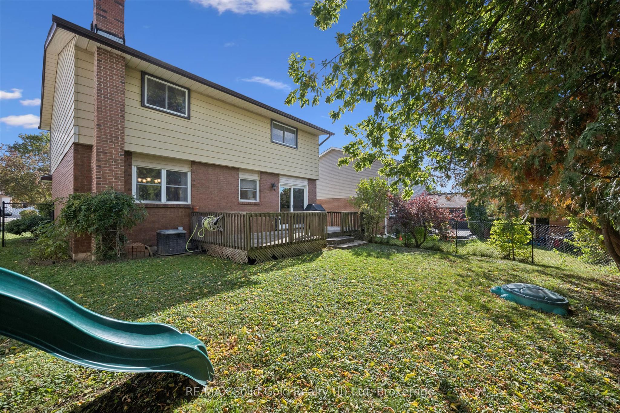 143 Hillbrook Crescent Property Photo 36