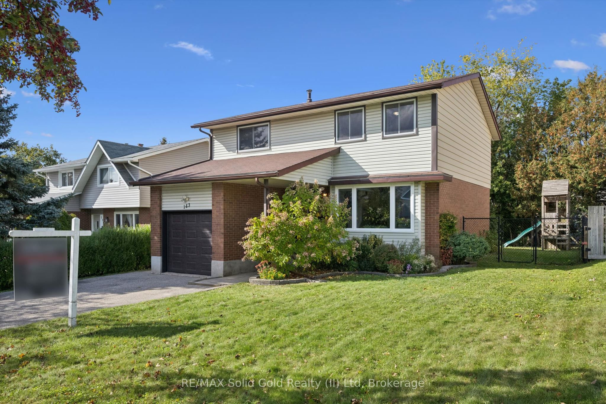 143 Hillbrook Crescent Property Photo 38