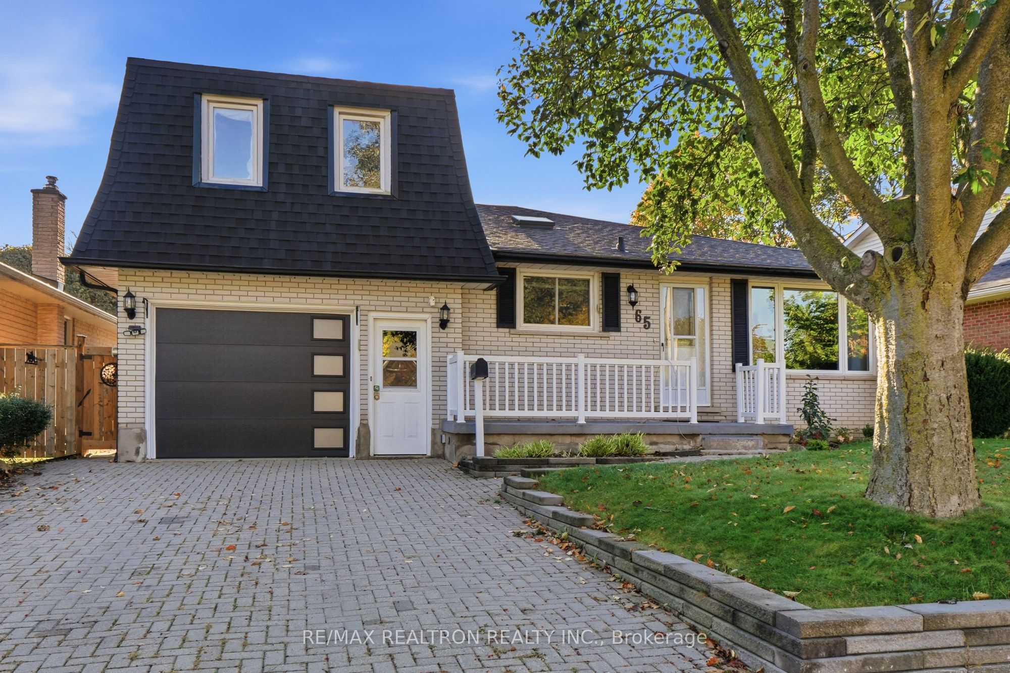 65 Mcilwraith Crescent Property Photo 1