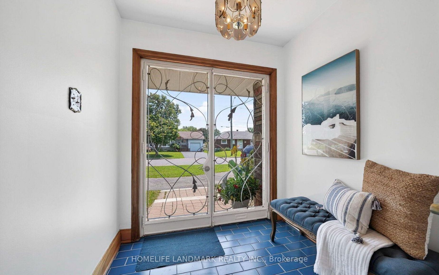 1215 Princess Street Property Photo 4