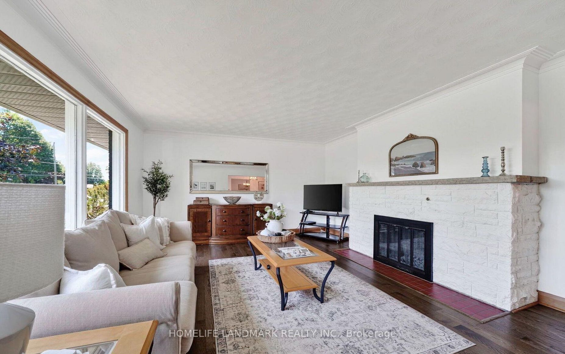 1215 Princess Street Property Photo 9