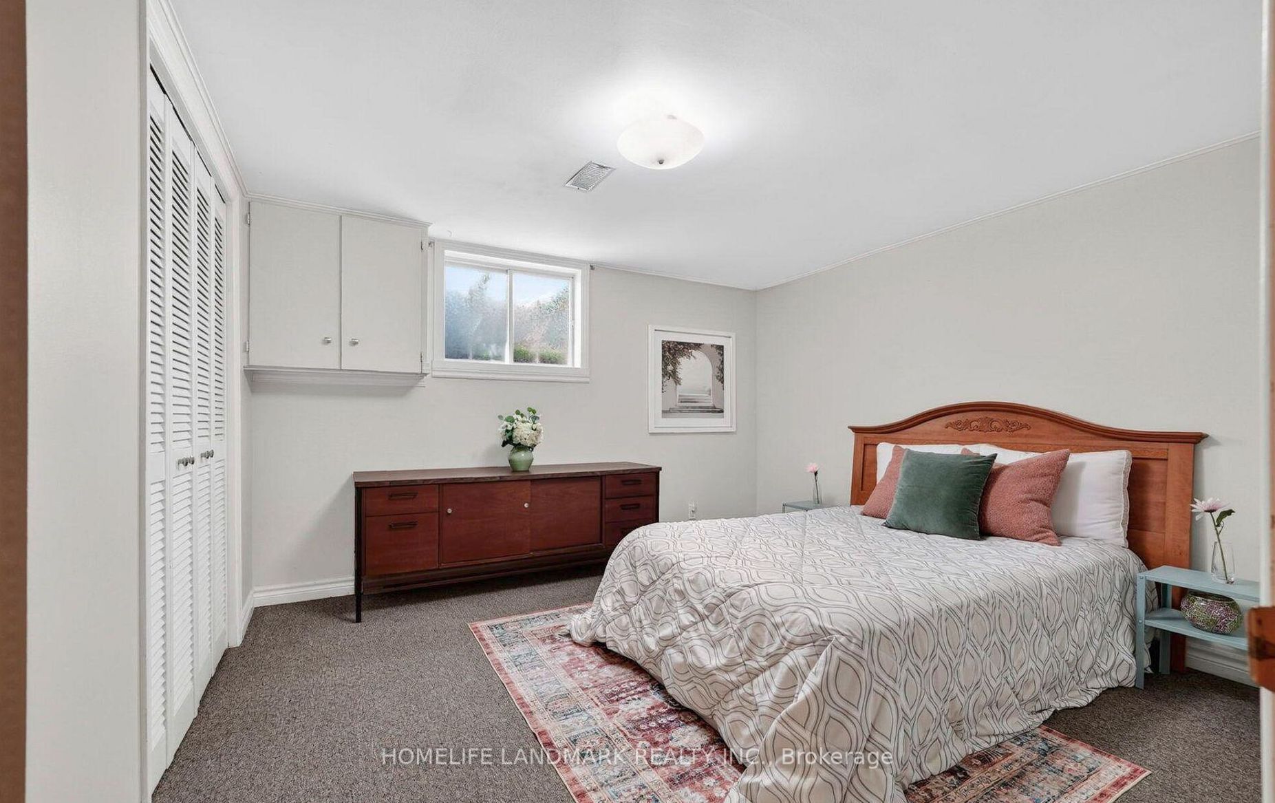 1215 Princess Street Property Photo 16