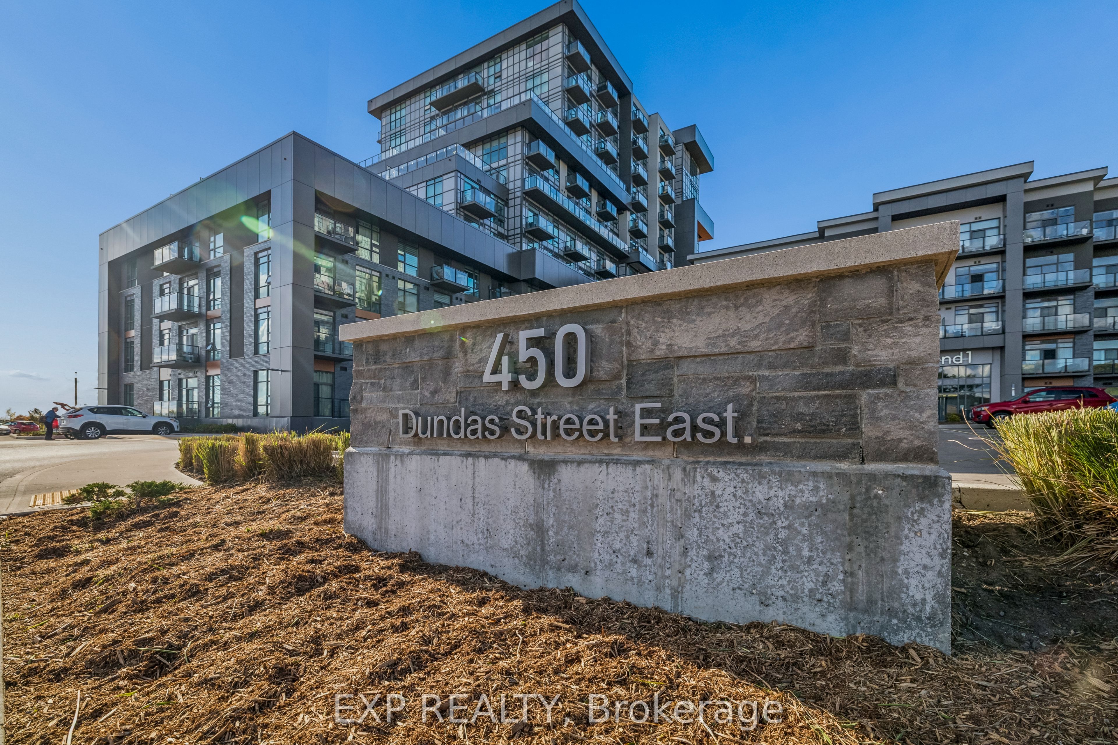 450 Dundas Street E 1005 Property Photo 6
