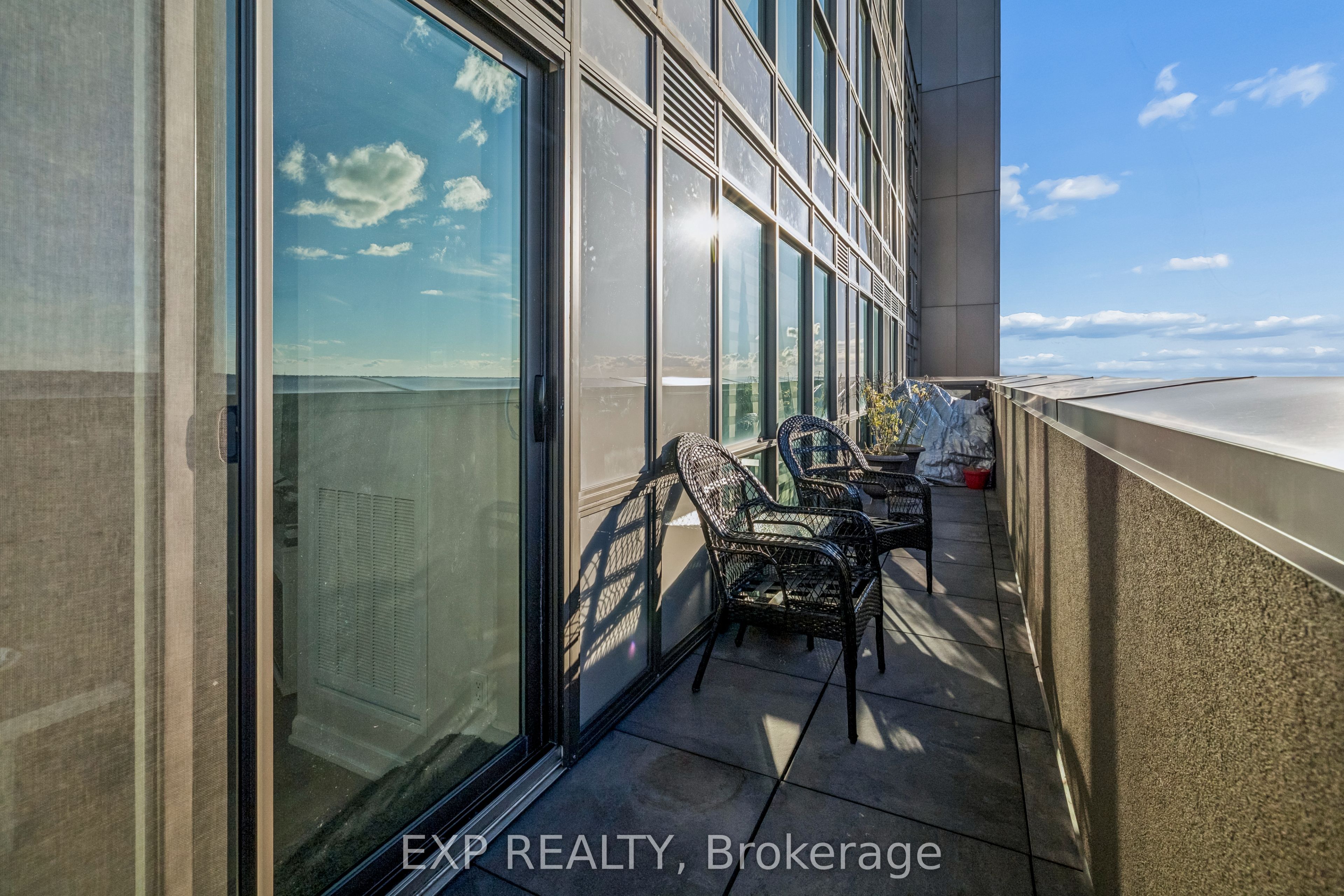 450 Dundas Street E 1005 Property Photo 24