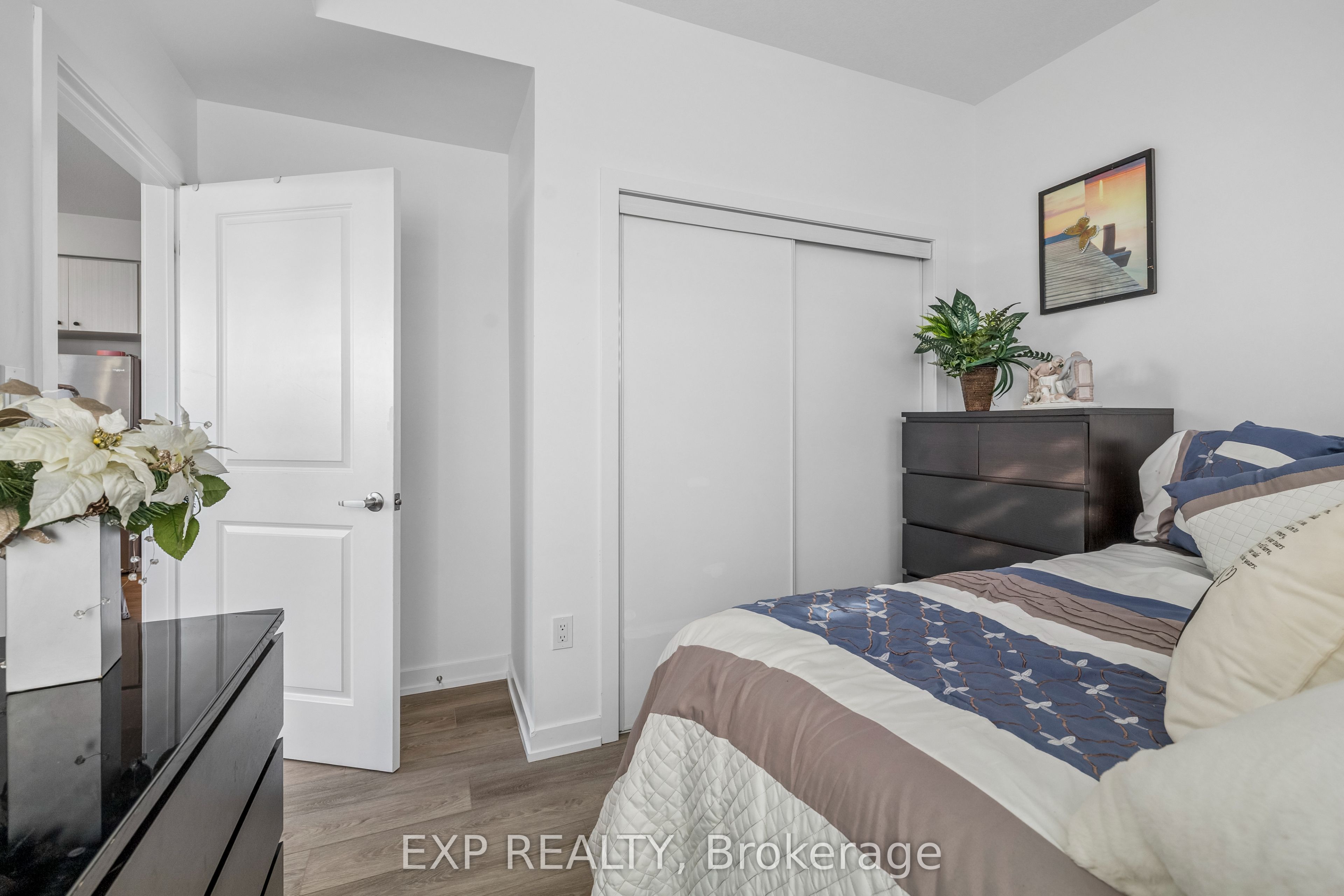 450 Dundas Street E 1005 Property Photo 42