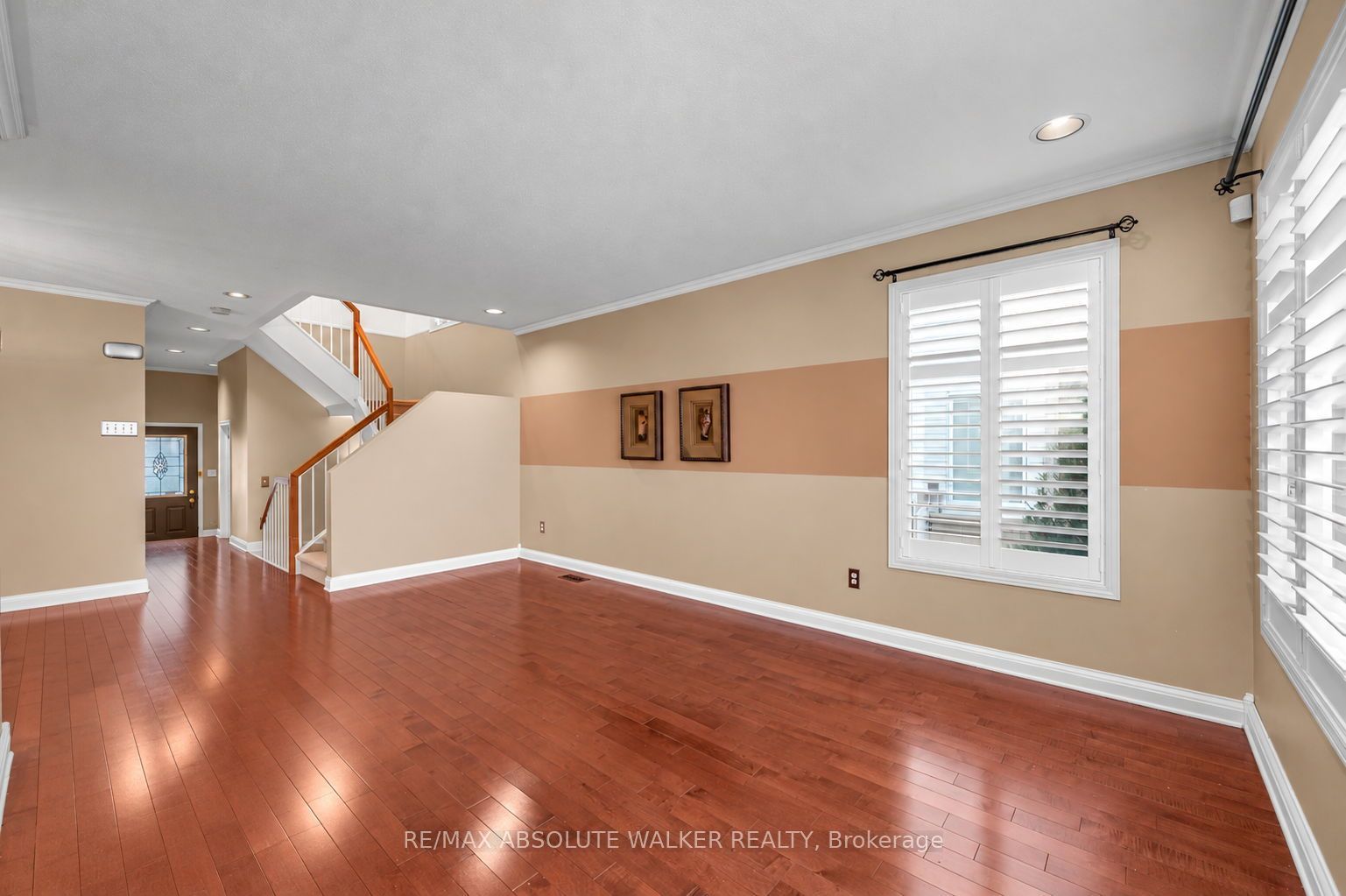 6376 Sablewood Place Property Photo 6