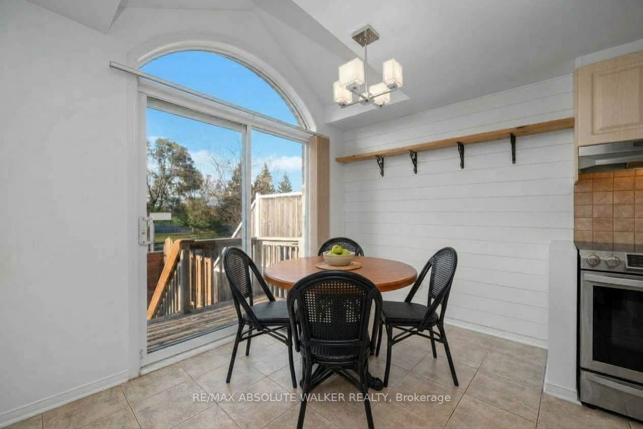 6376 Sablewood Place Property Photo 14