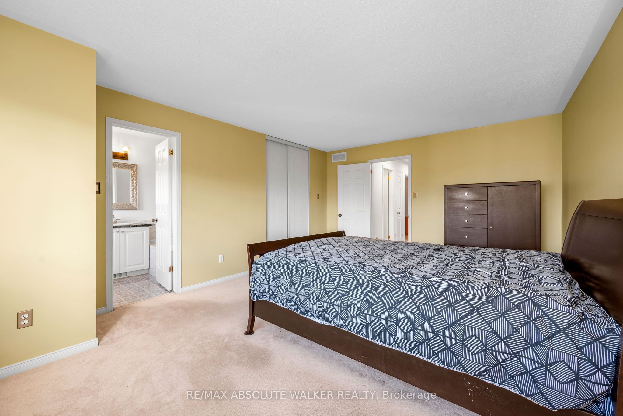 6376 Sablewood Place Property Photo 20