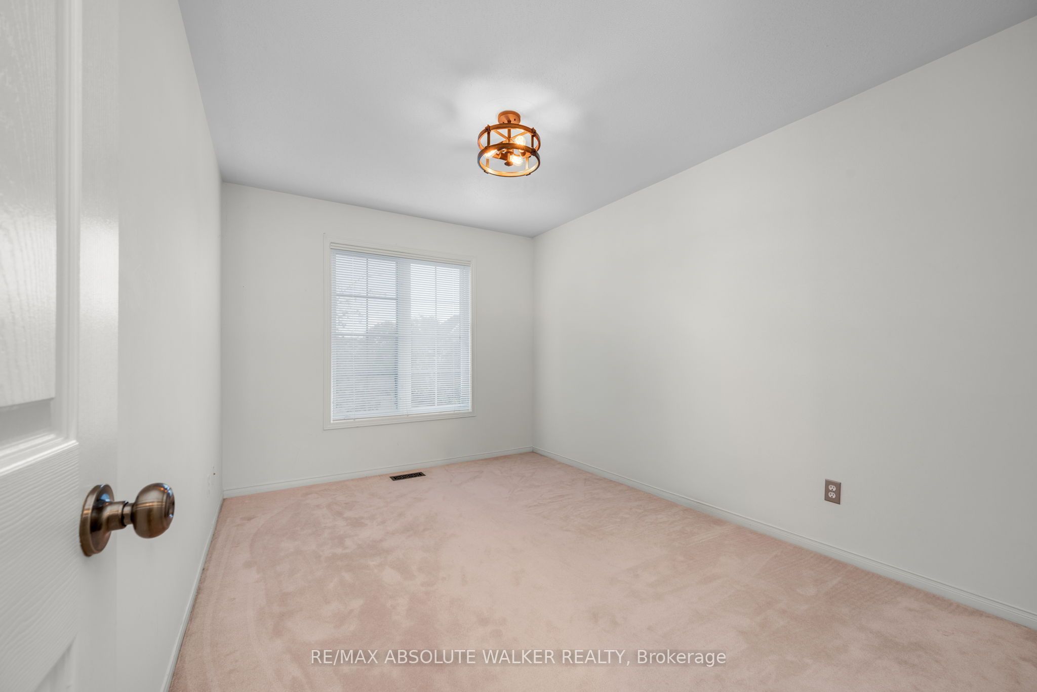 6376 Sablewood Place Property Photo 24
