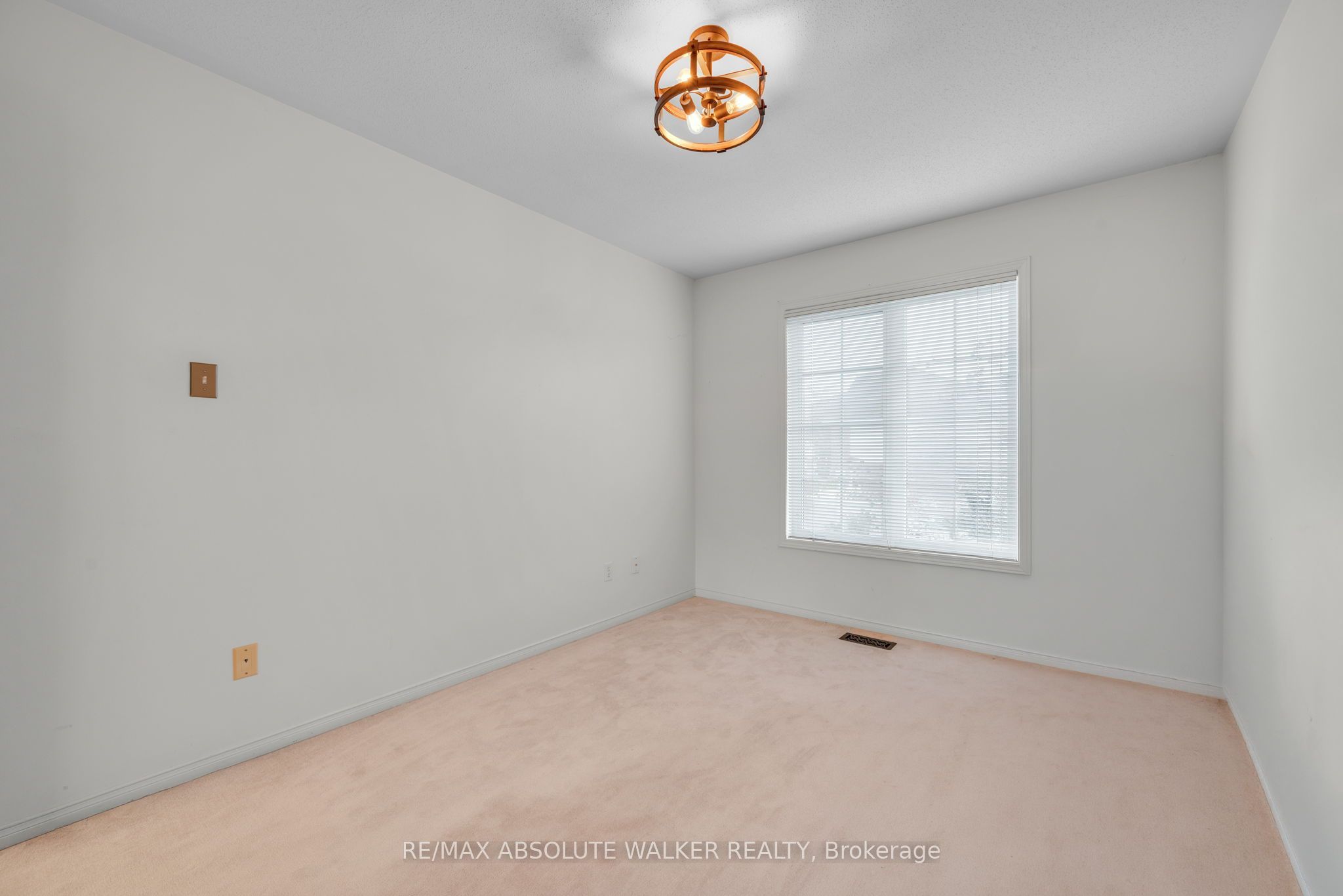 6376 Sablewood Place Property Photo 25