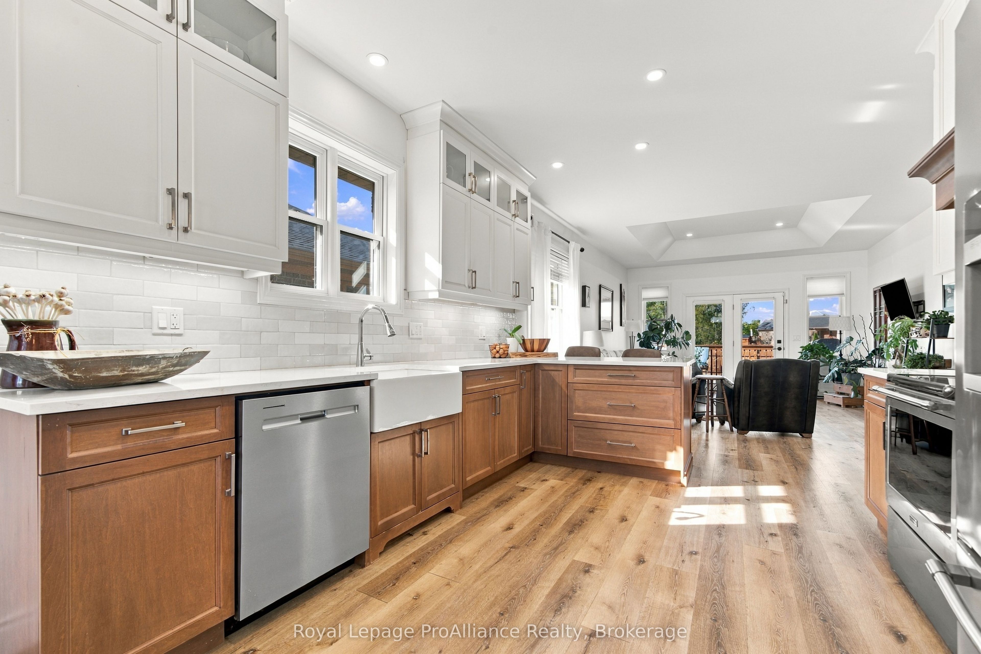 28 Aberdeen Street W Property Photo 19