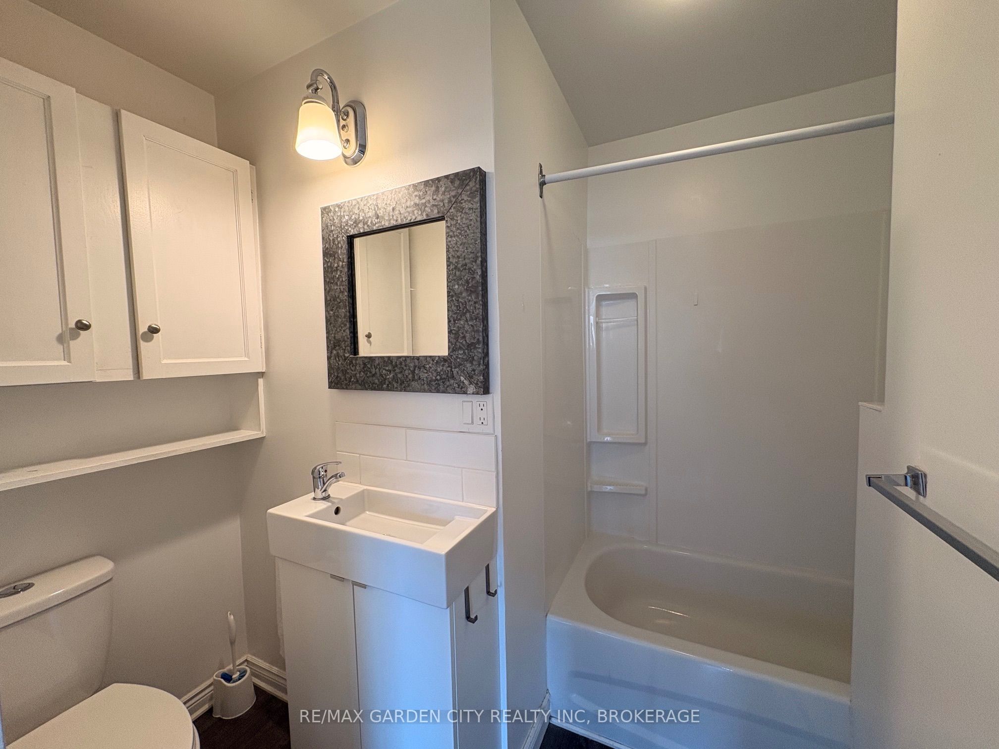 1419 Pelham Street 6 Property Photo 11