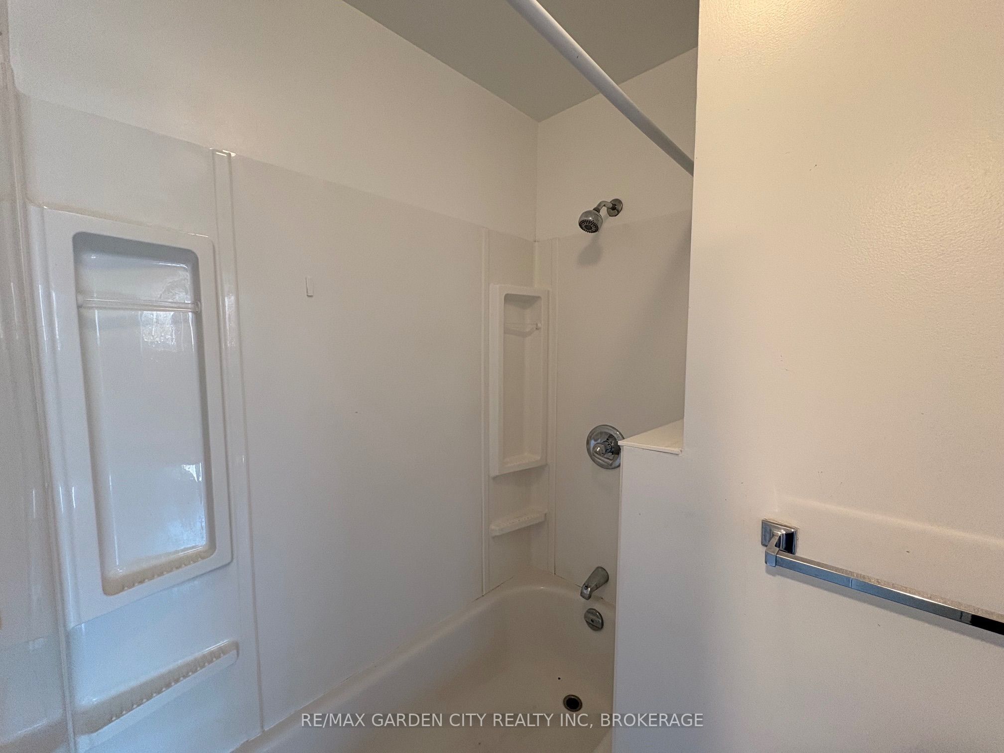 1419 Pelham Street 6 Property Photo 12