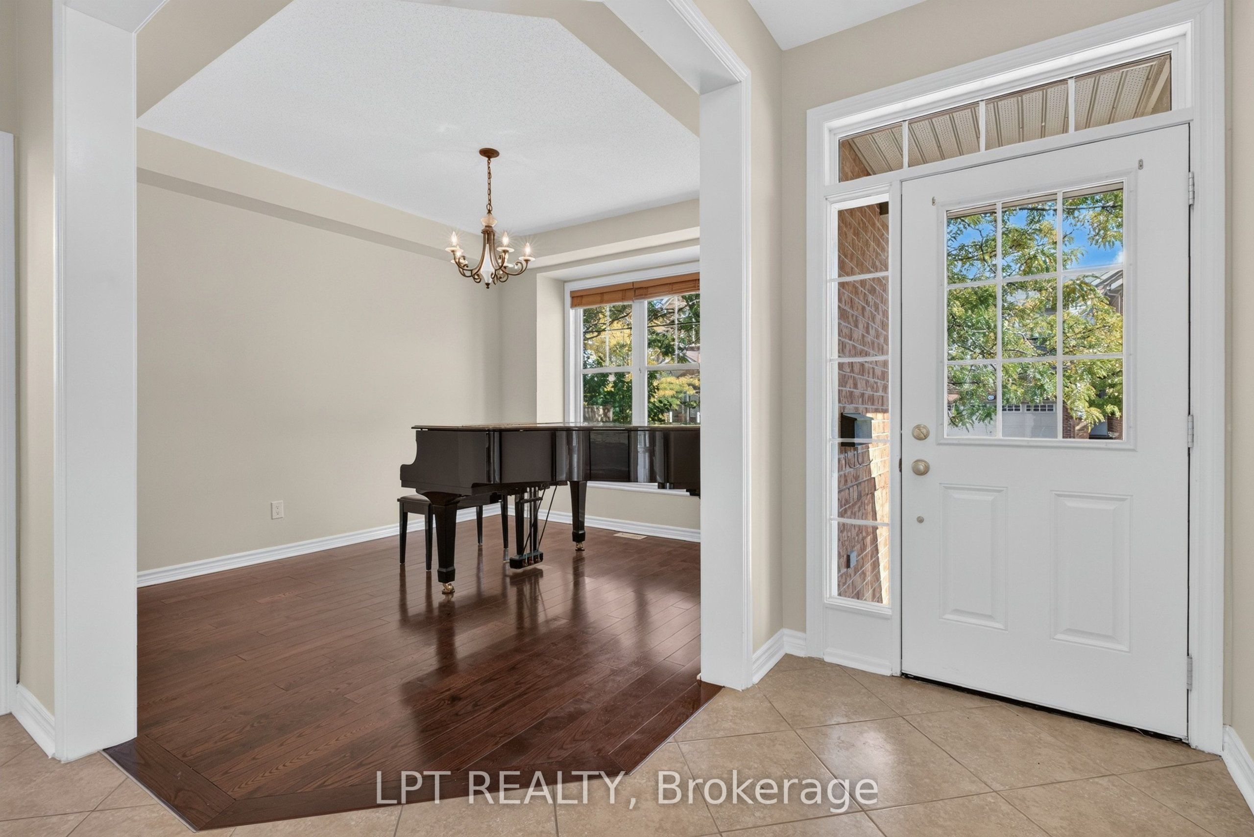 2632 Watermusic Bay Crescent Property Photo 5