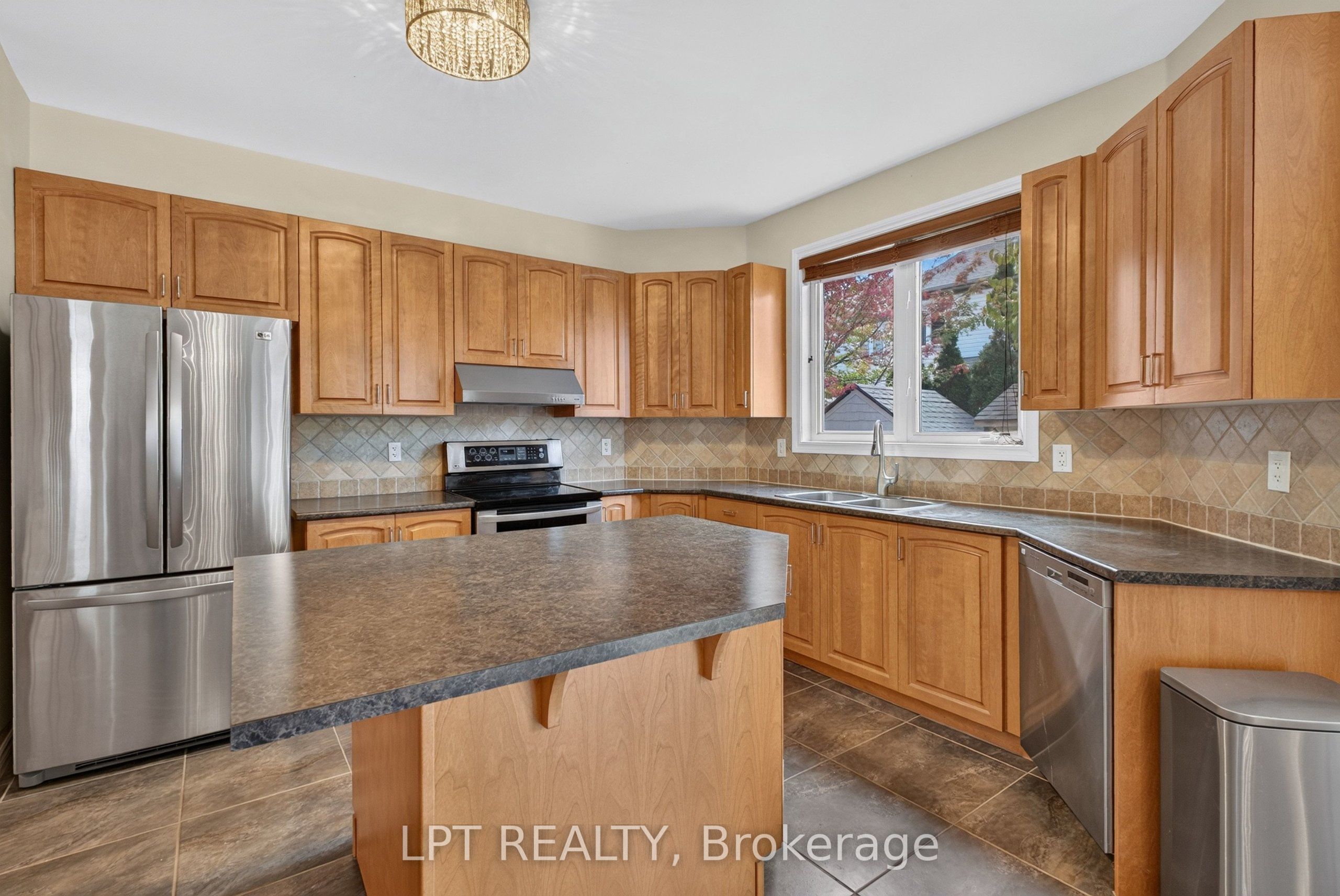 2632 Watermusic Bay Crescent Property Photo 10