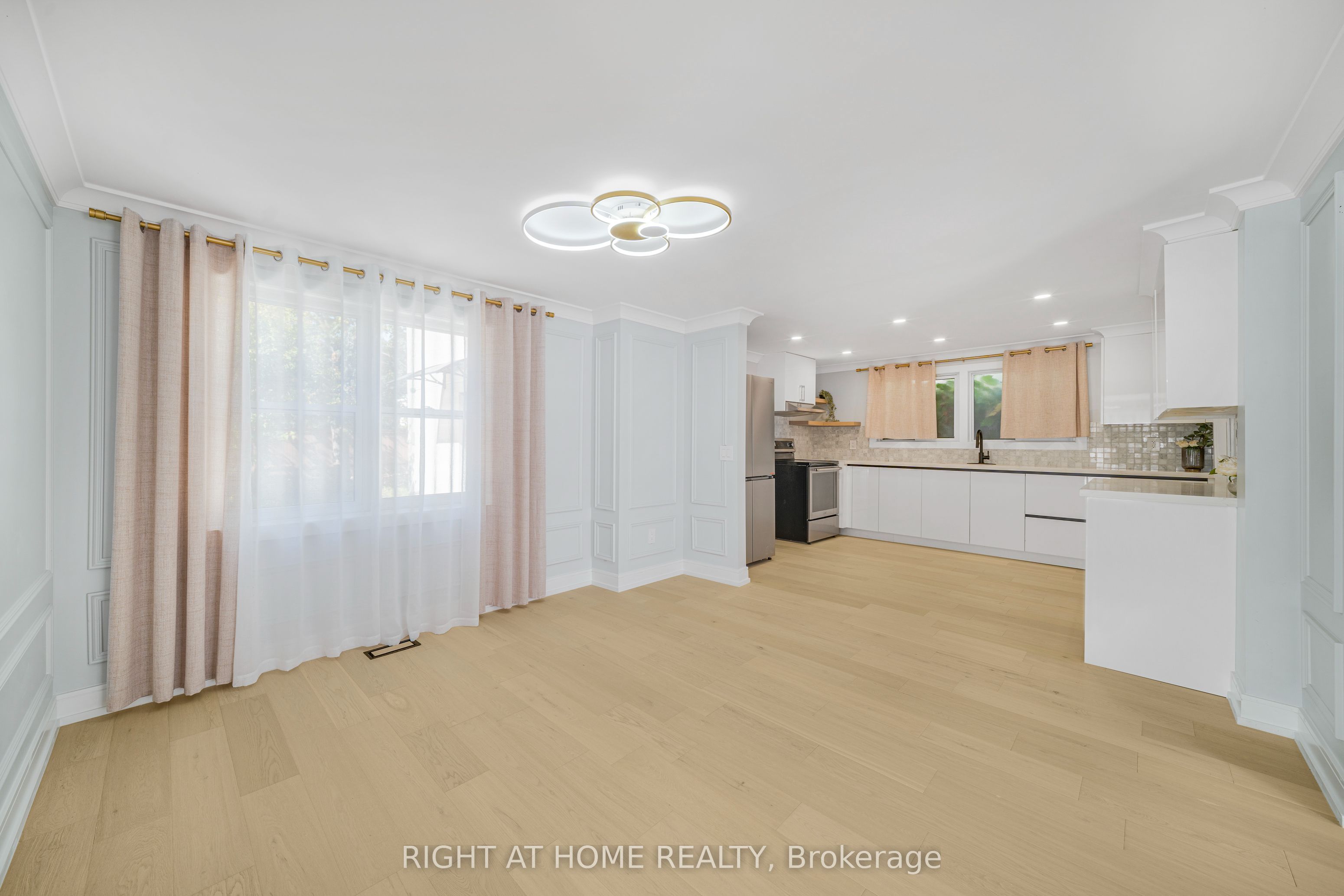 144 Waterloo Street Property Photo 10