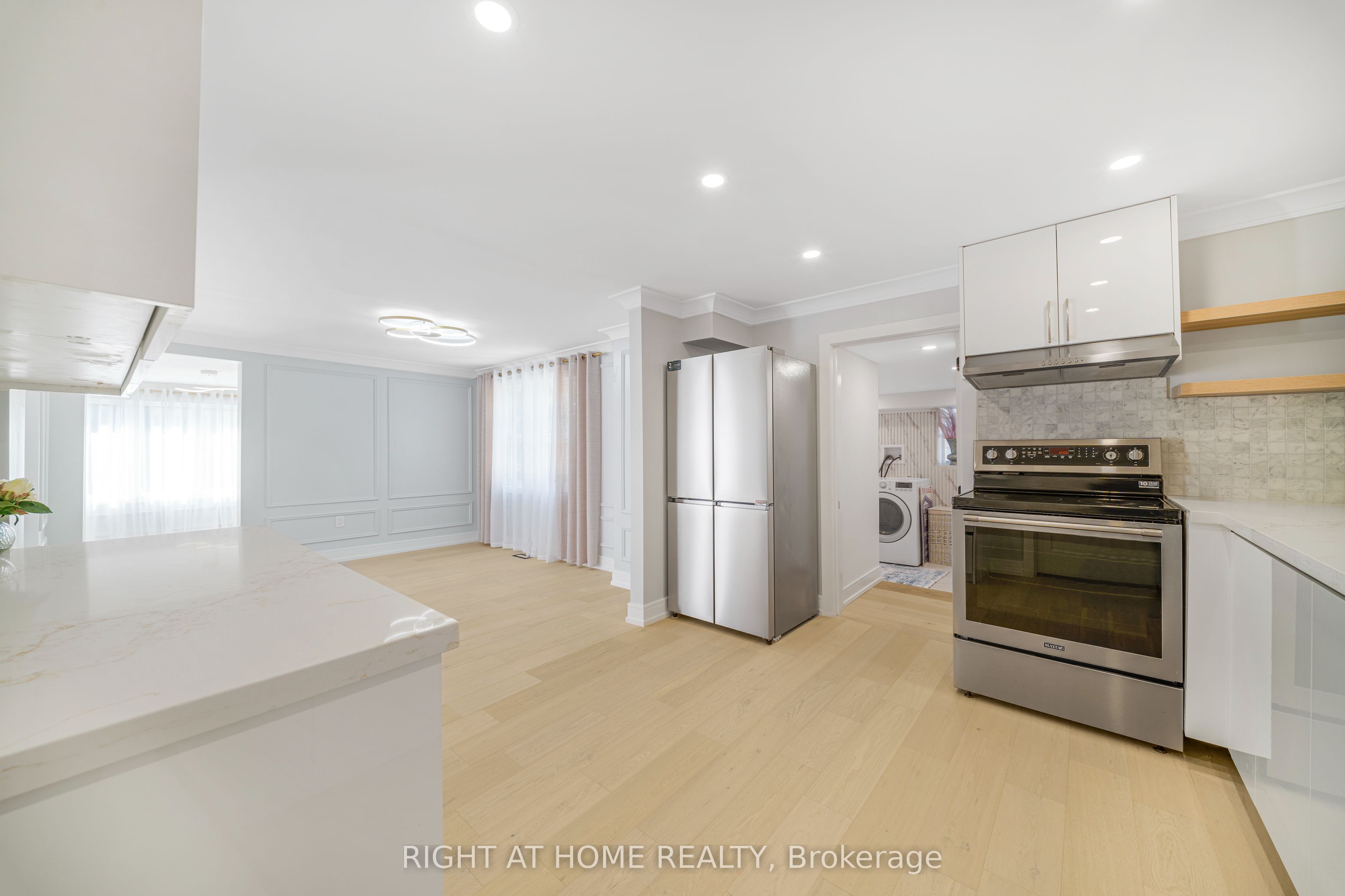 144 Waterloo Street Property Photo 12