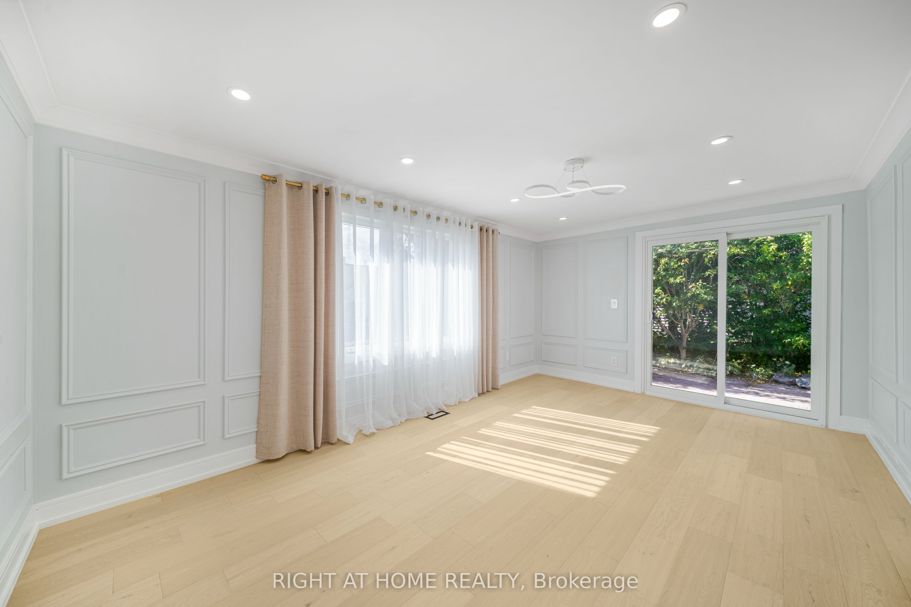 144 Waterloo Street Property Photo 15