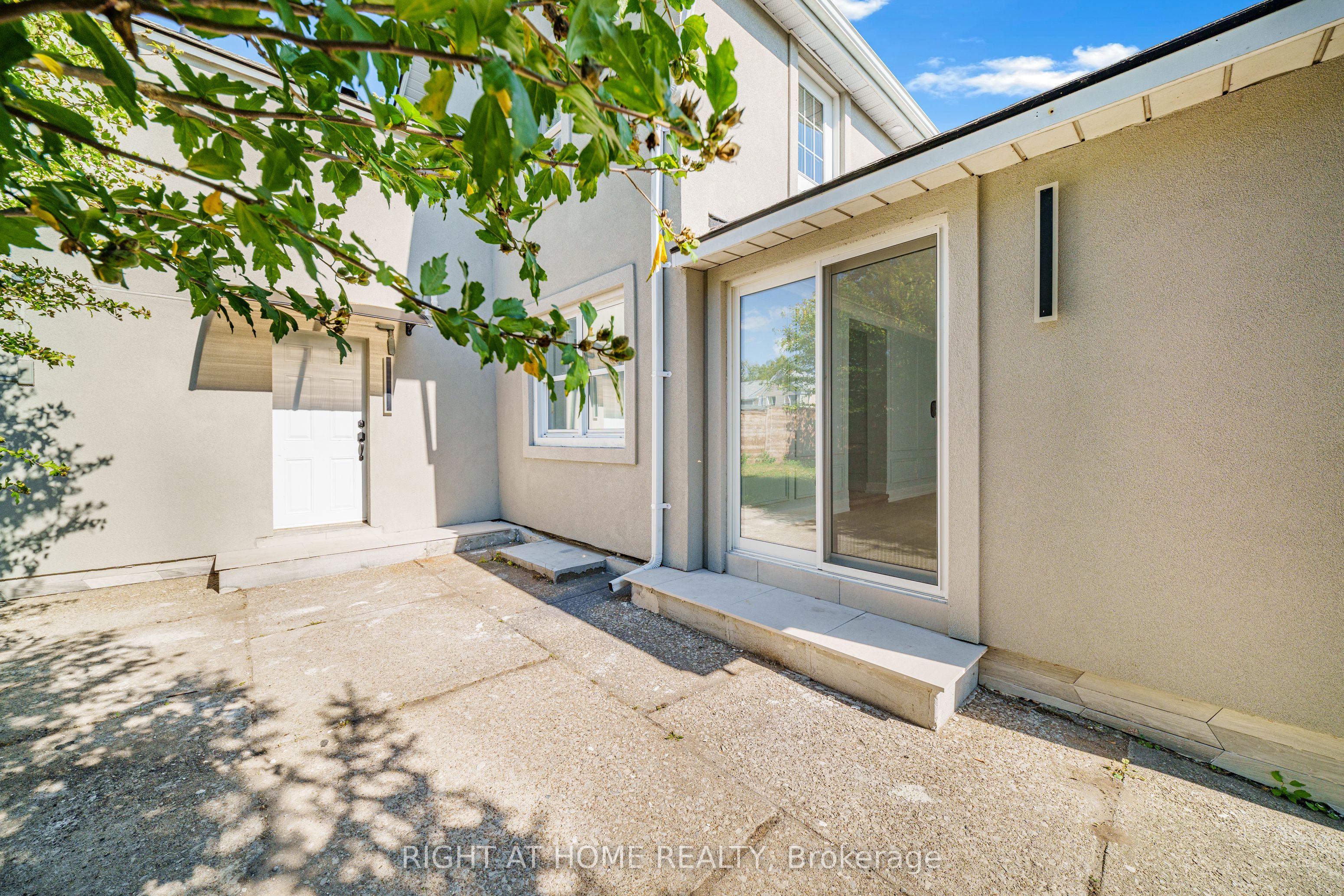 144 Waterloo Street Property Photo 29