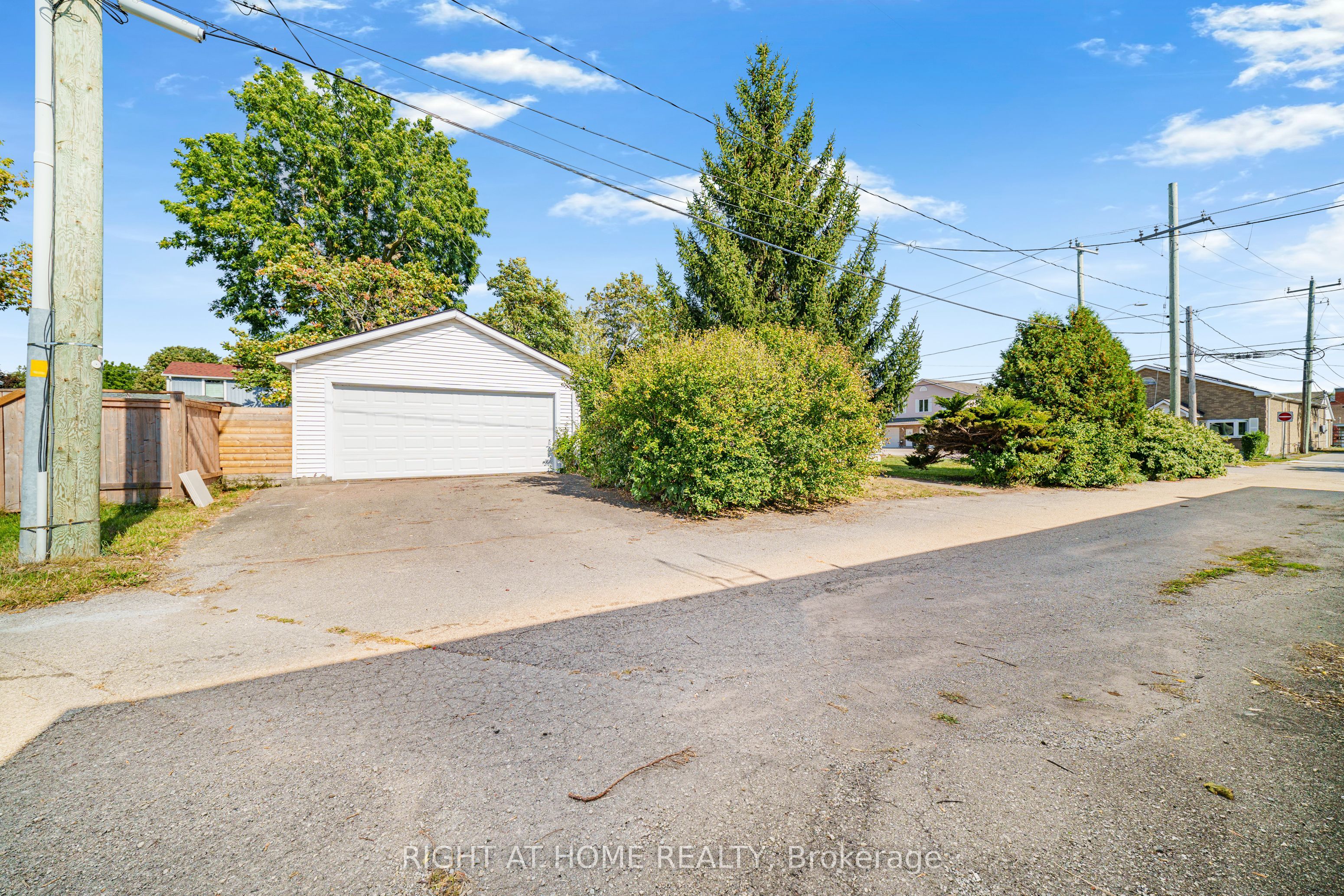 144 Waterloo Street Property Photo 34