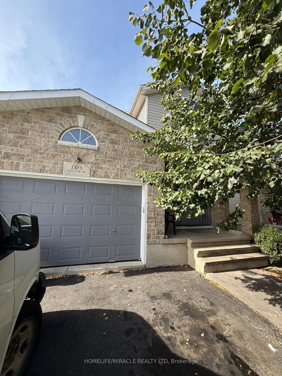 1475 Hanover Drive Property Photo 1
