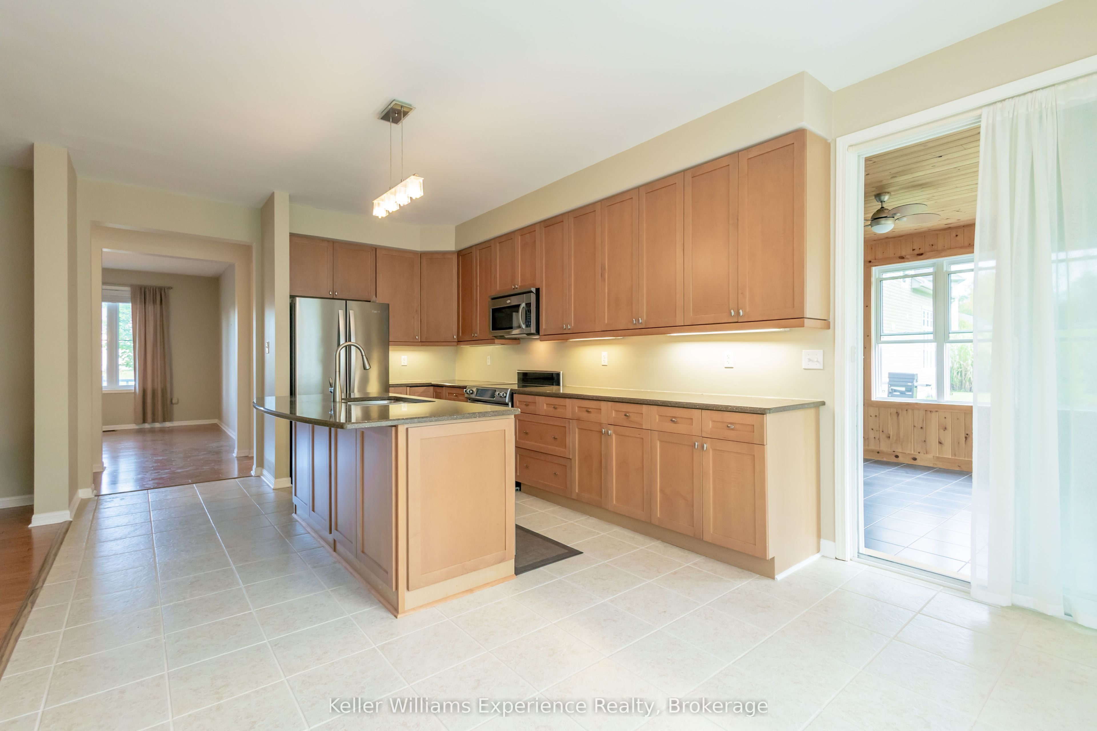 6 Pheasant Run Property Photo 9