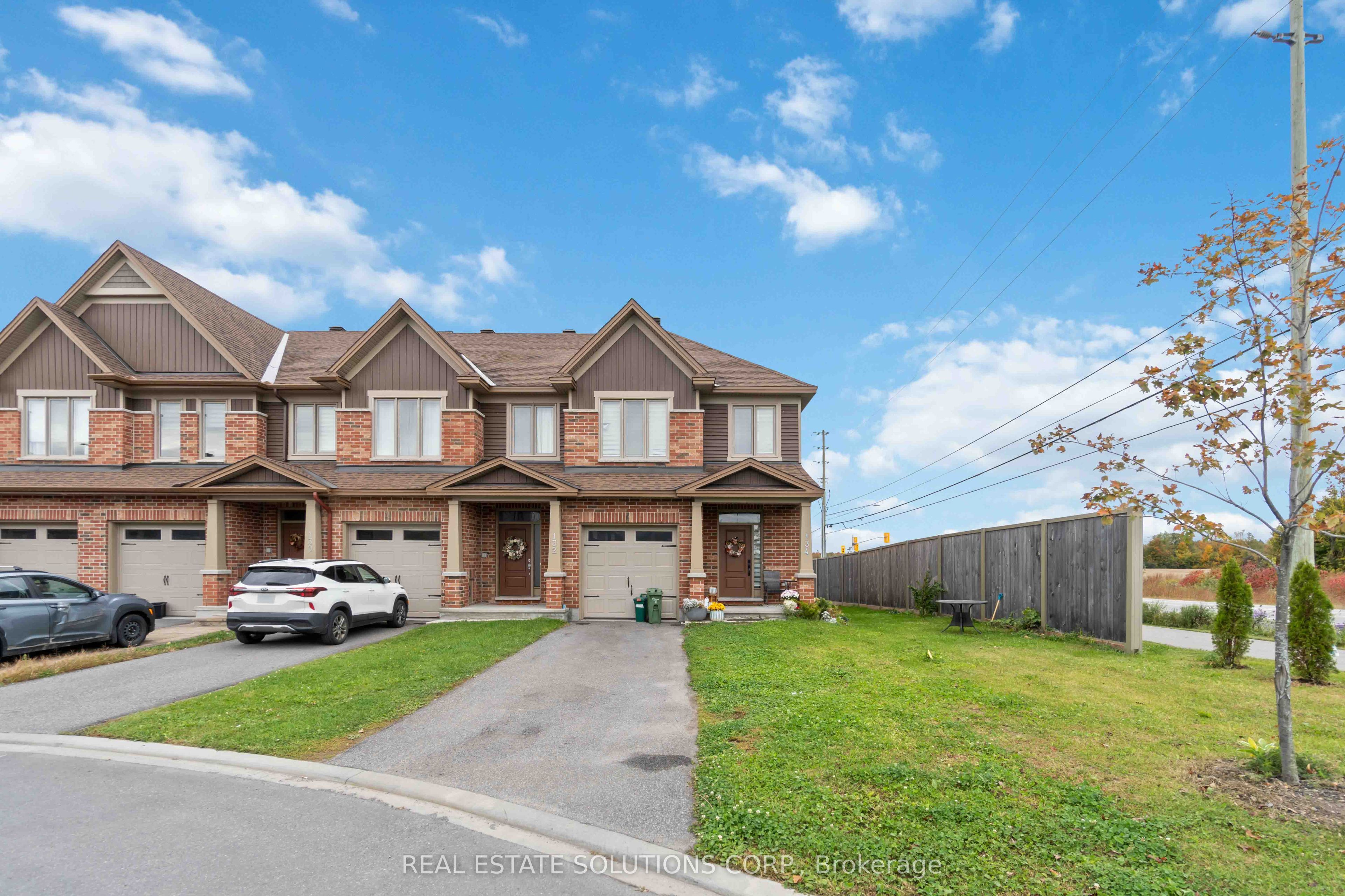 134 Nepeta Crescent Property Photo 1