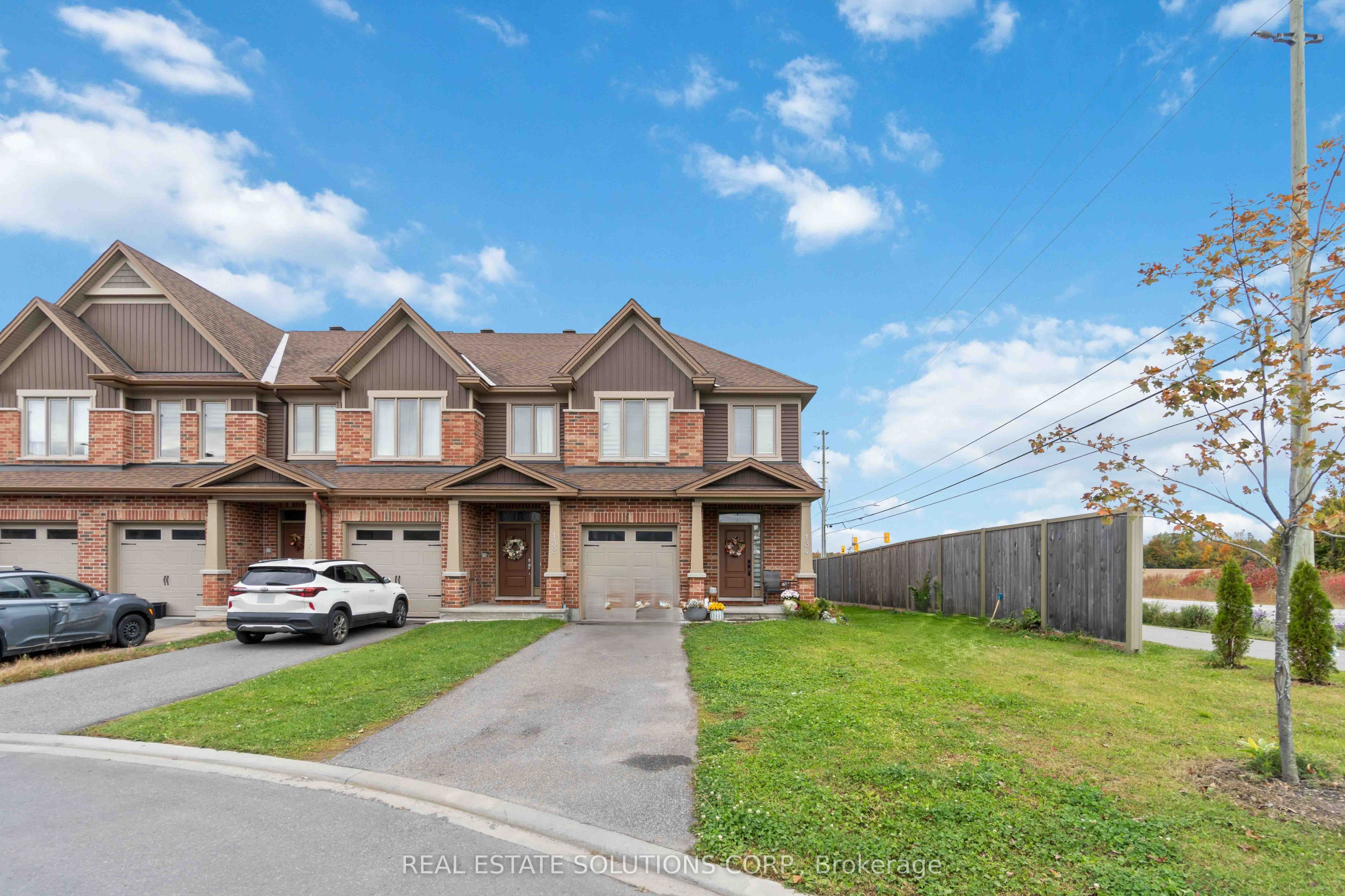 134 Nepeta Crescent Property Photo 2
