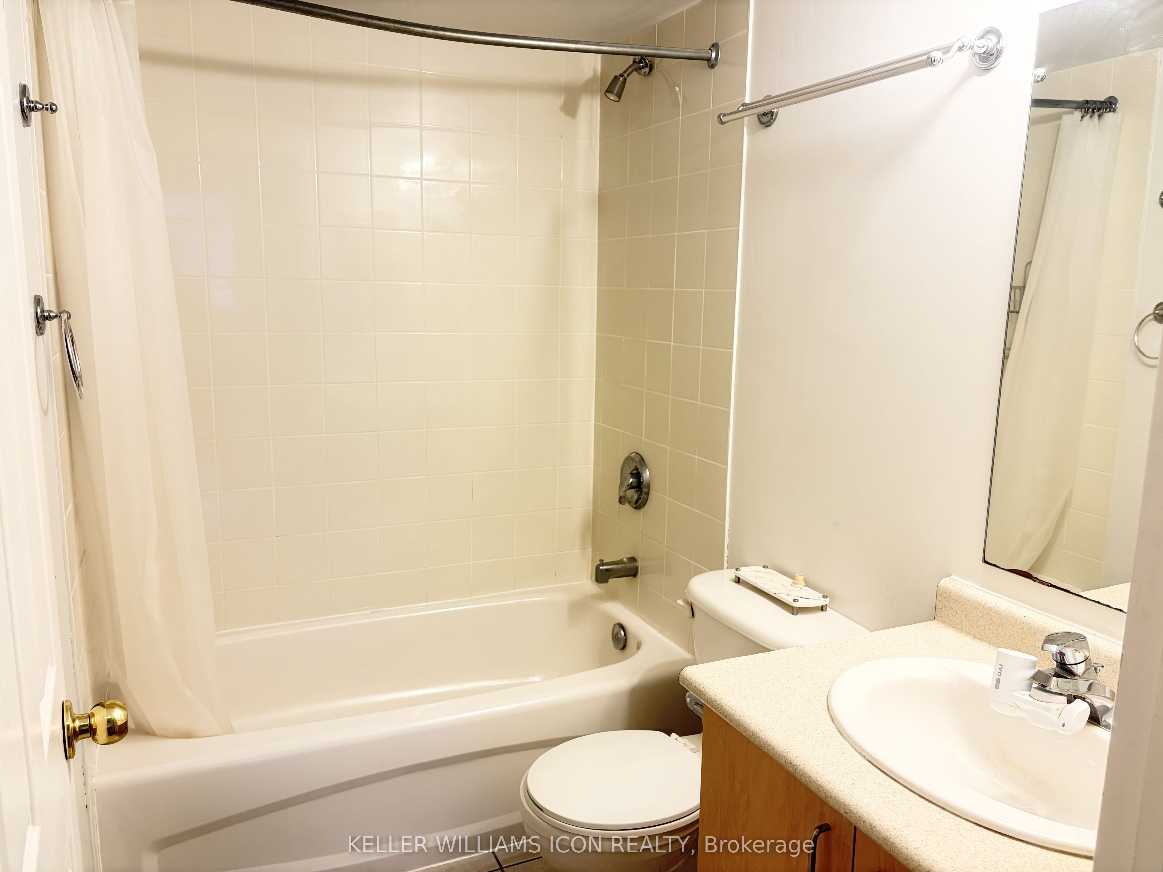 429 Somerset Street W 105 Property Photo 12