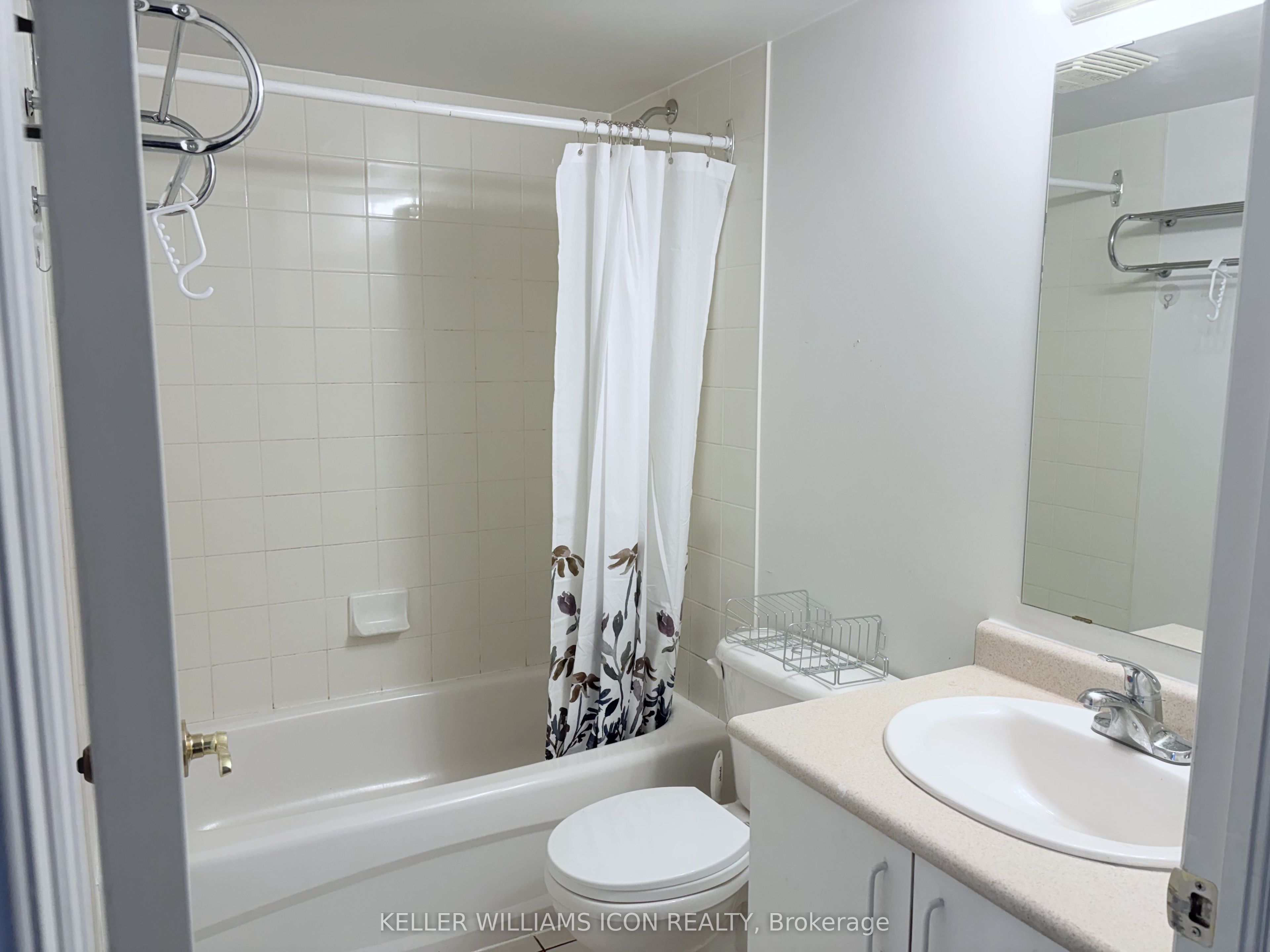 429 Somerset Street W 105 Property Photo 15