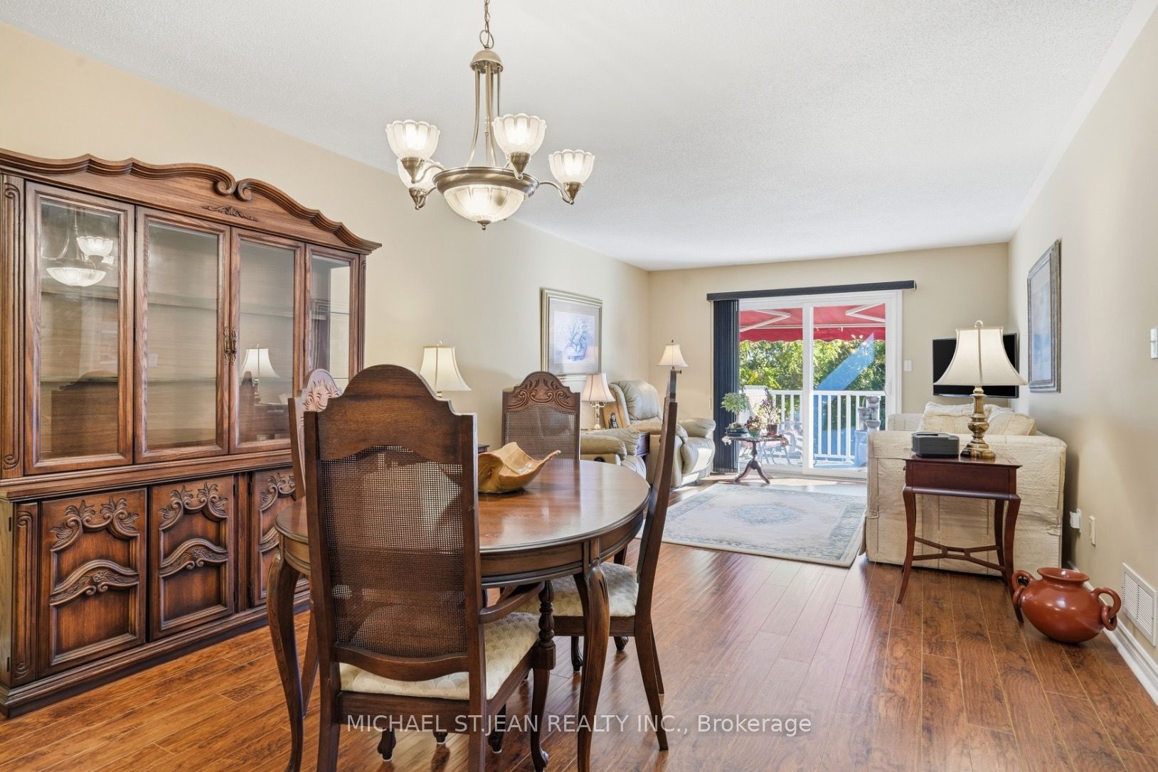9 Kinsman Court S Property Photo 16