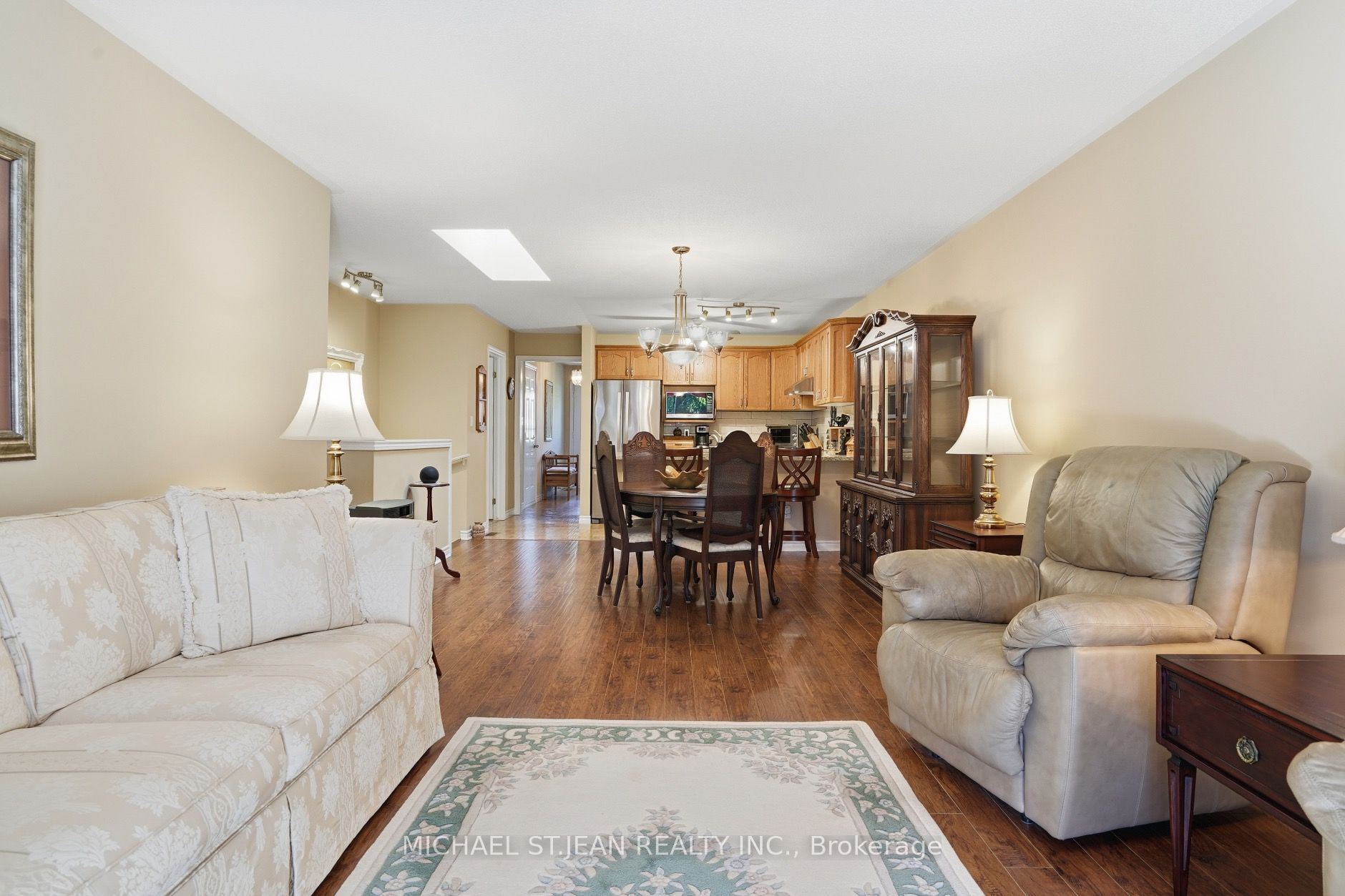 9 Kinsman Court S Property Photo 18