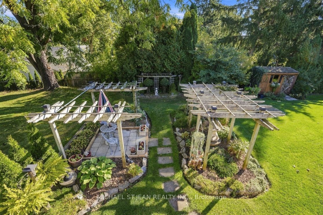 9 Kinsman Court S Property Photo 36
