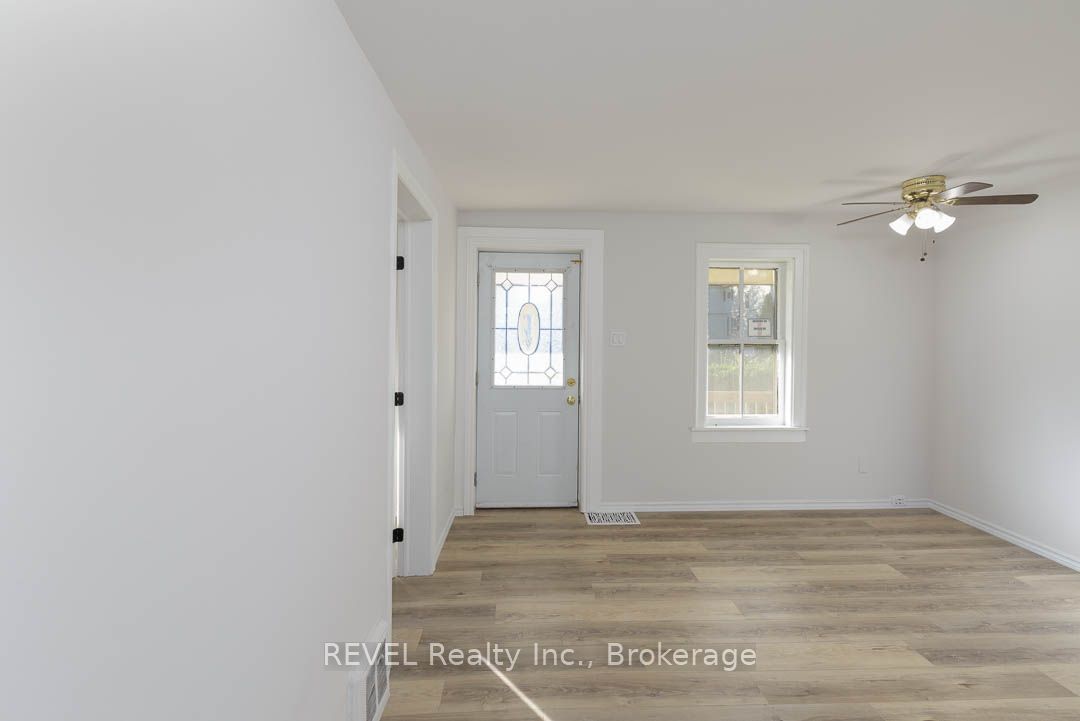 389 Glendale Avenue Property Photo 2