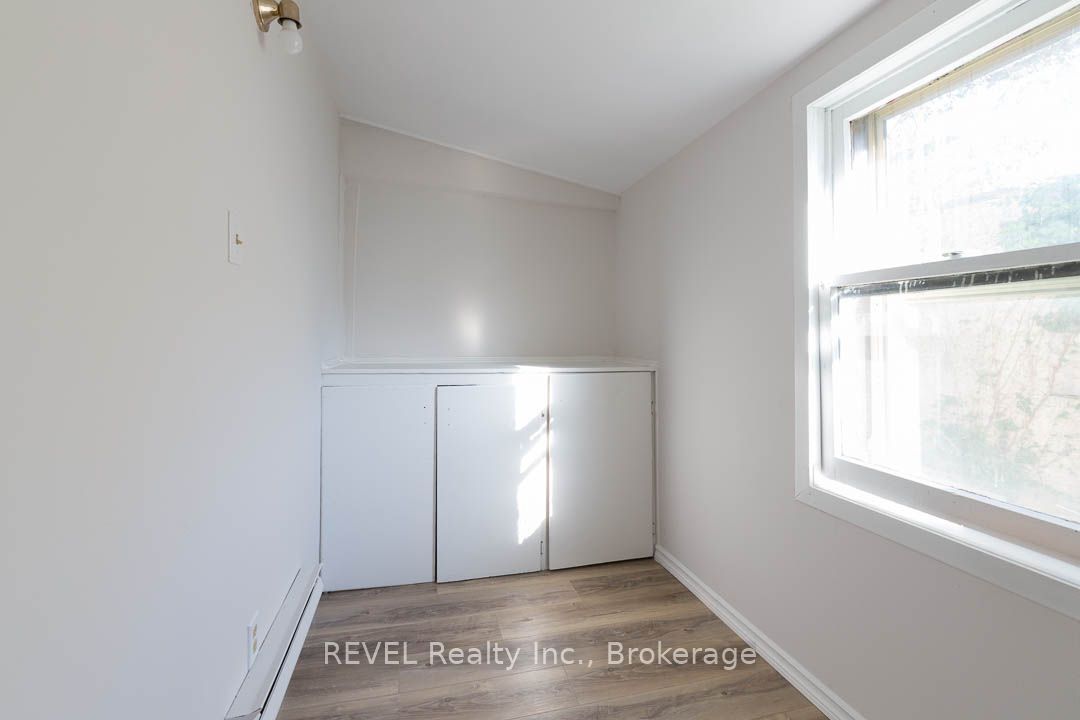 389 Glendale Avenue Property Photo 11