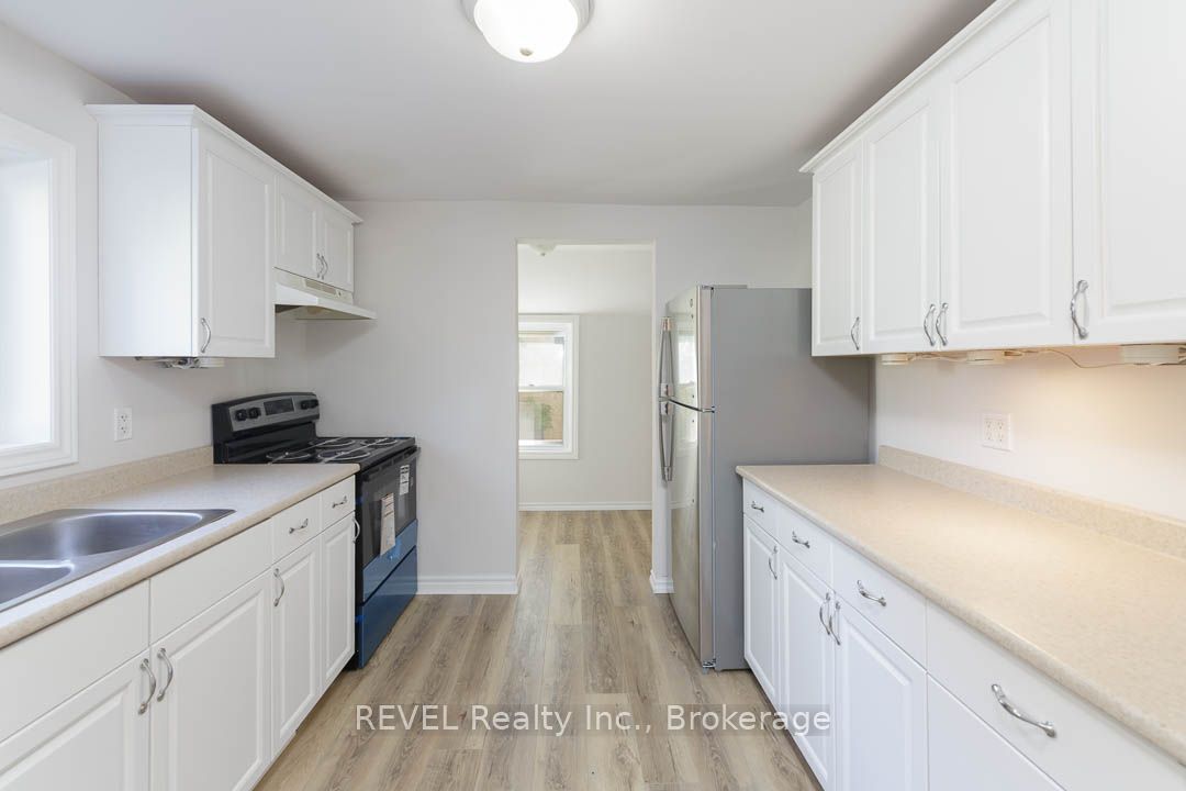 389 Glendale Avenue Property Photo 13